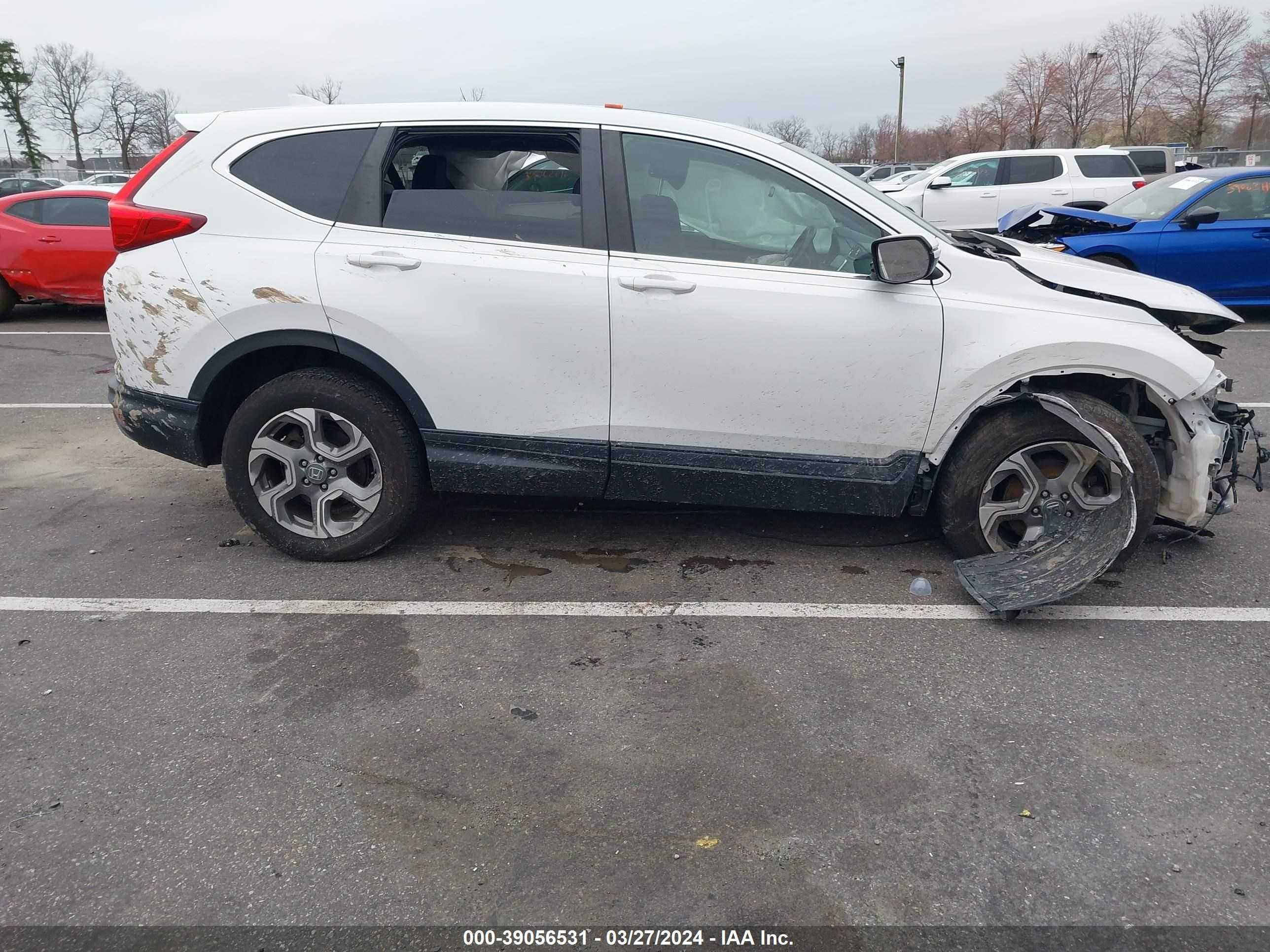 Photo 11 VIN: 2HKRW2H8XKH644560 - HONDA CR-V 