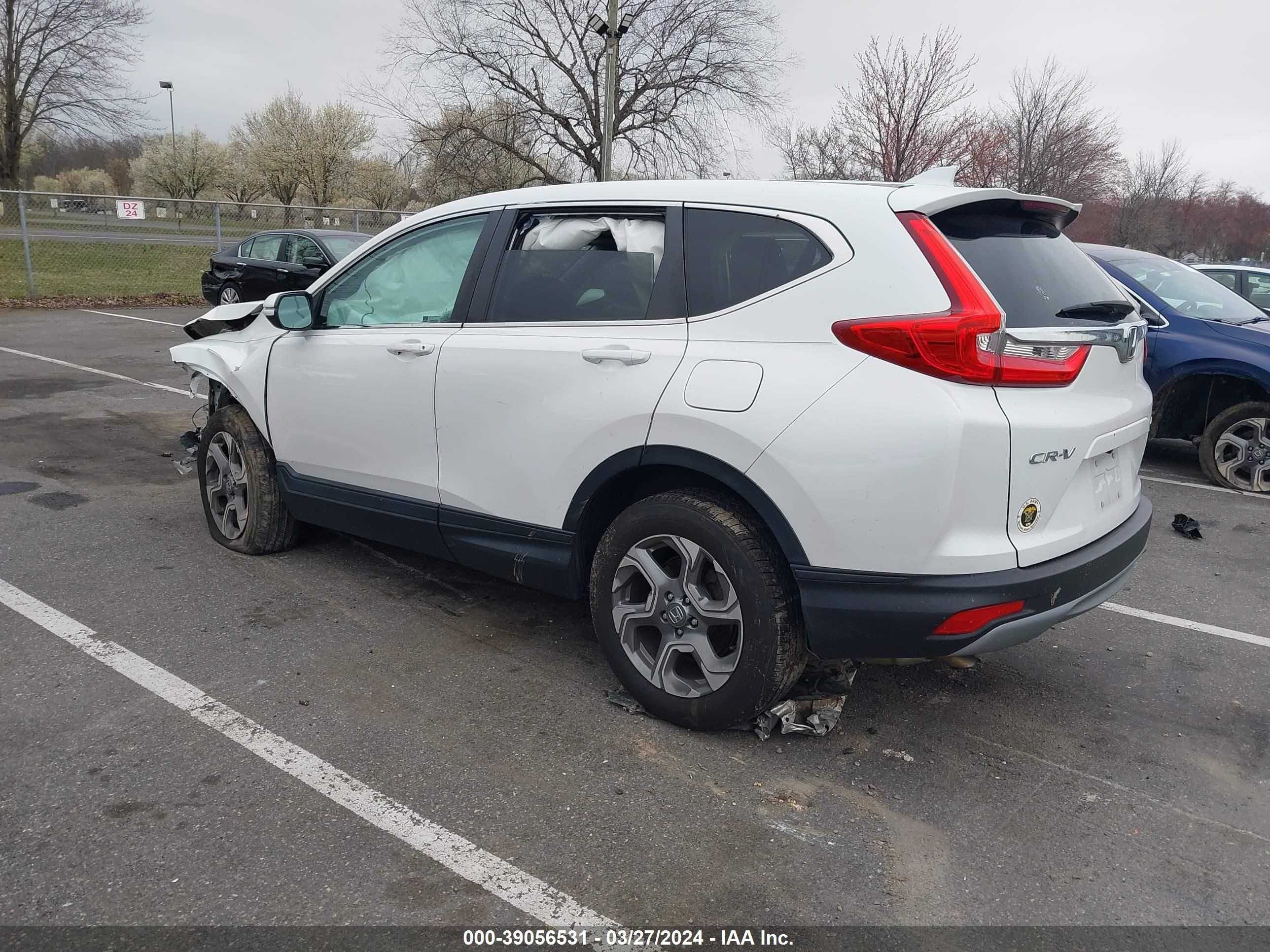 Photo 2 VIN: 2HKRW2H8XKH644560 - HONDA CR-V 