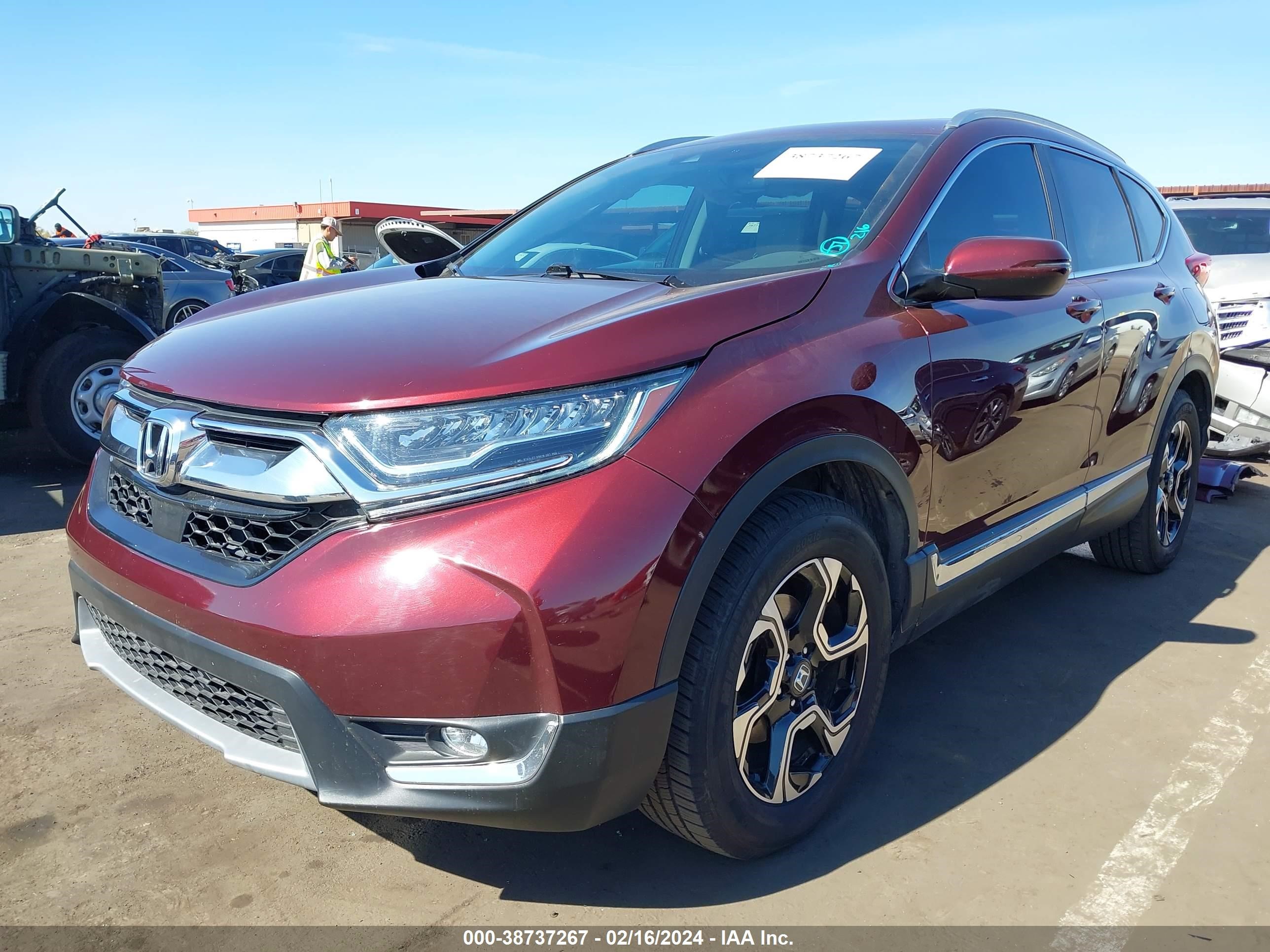 Photo 1 VIN: 2HKRW2H97HH637535 - HONDA CR-V 