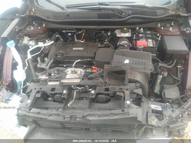 Photo 9 VIN: 2HKRW5H30JH409444 - HONDA CR-V 