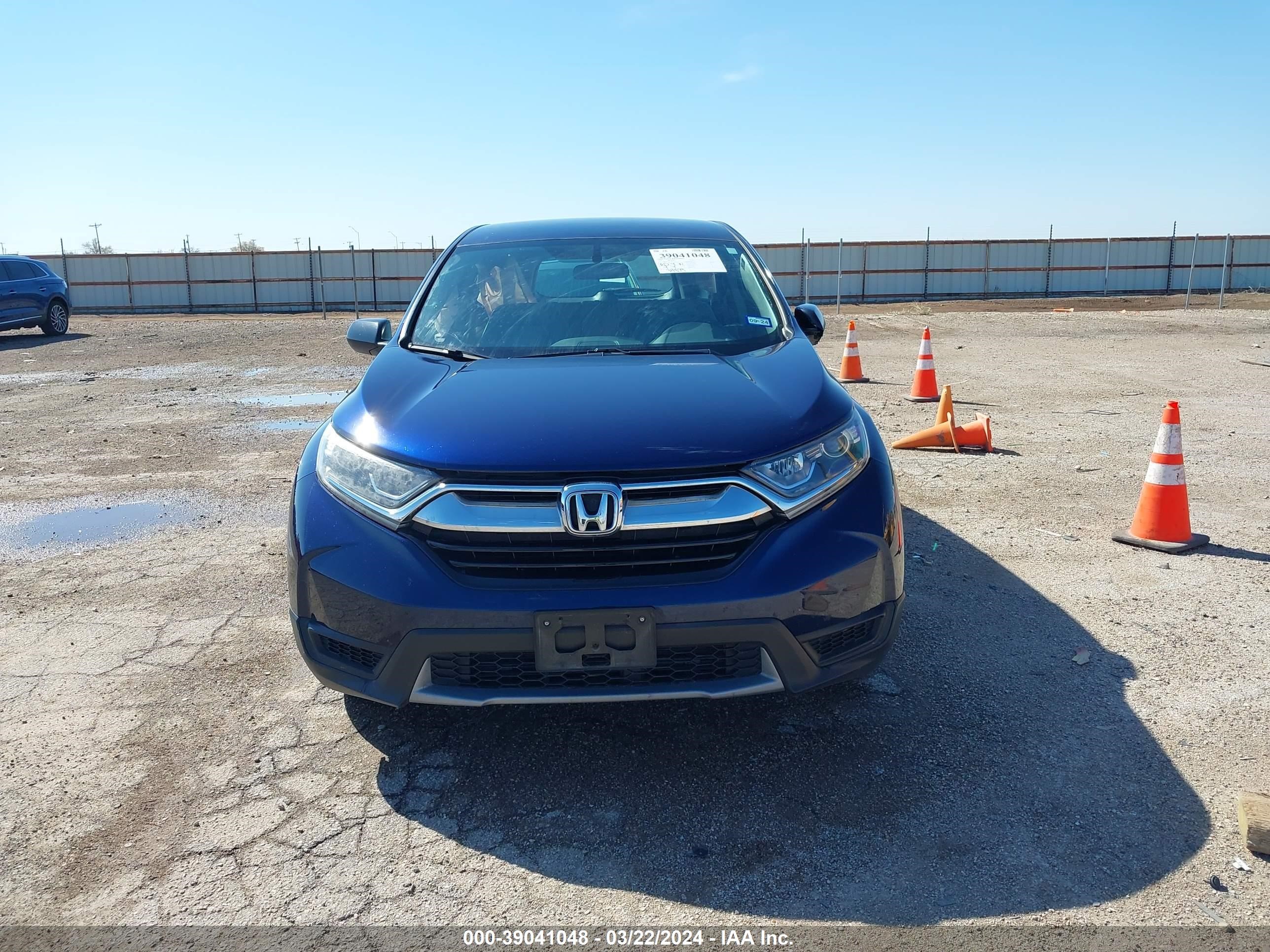 Photo 12 VIN: 2HKRW5H31JH412417 - HONDA CR-V 