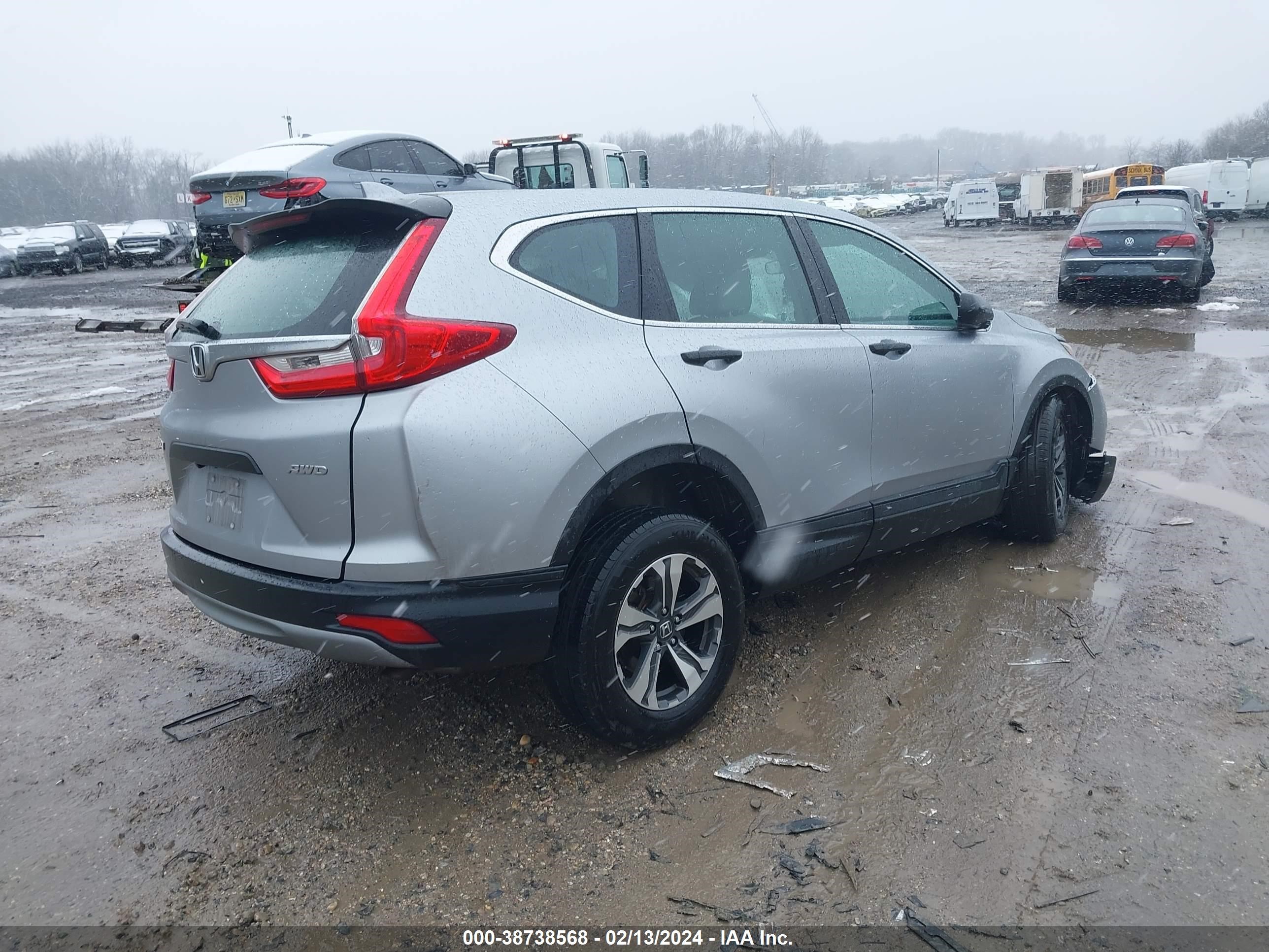 Photo 3 VIN: 2HKRW6H30K8227735 - HONDA CR-V 