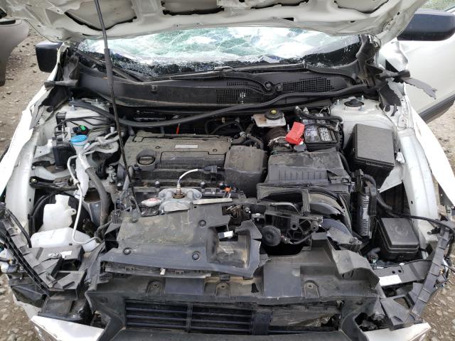 Photo 6 VIN: 2HKRW6H37JH217489 - HONDA CR-V LX 