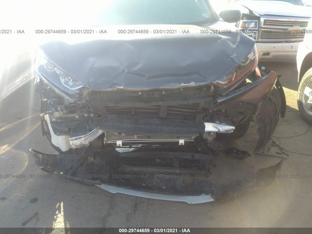 Photo 5 VIN: 2HKRW6H39JH205621 - HONDA CR-V 