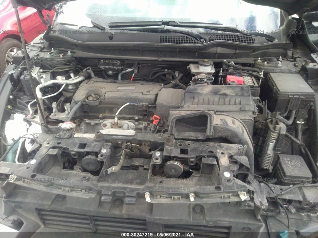 Photo 9 VIN: 2HKRW6H3XJH230995 - HONDA CR-V 