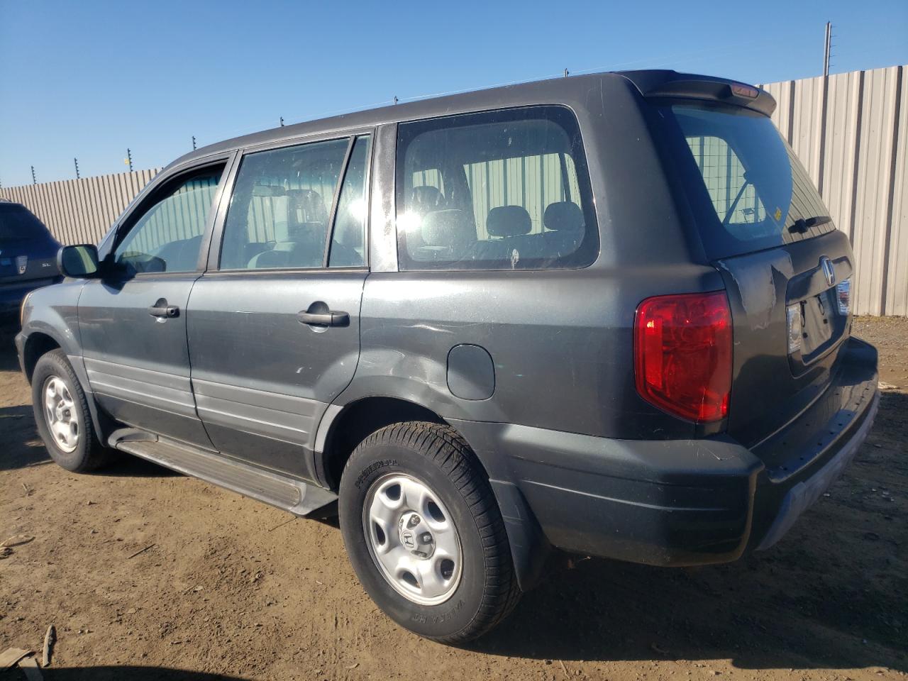 Photo 1 VIN: 2HKYF18113H558726 - HONDA PILOT 