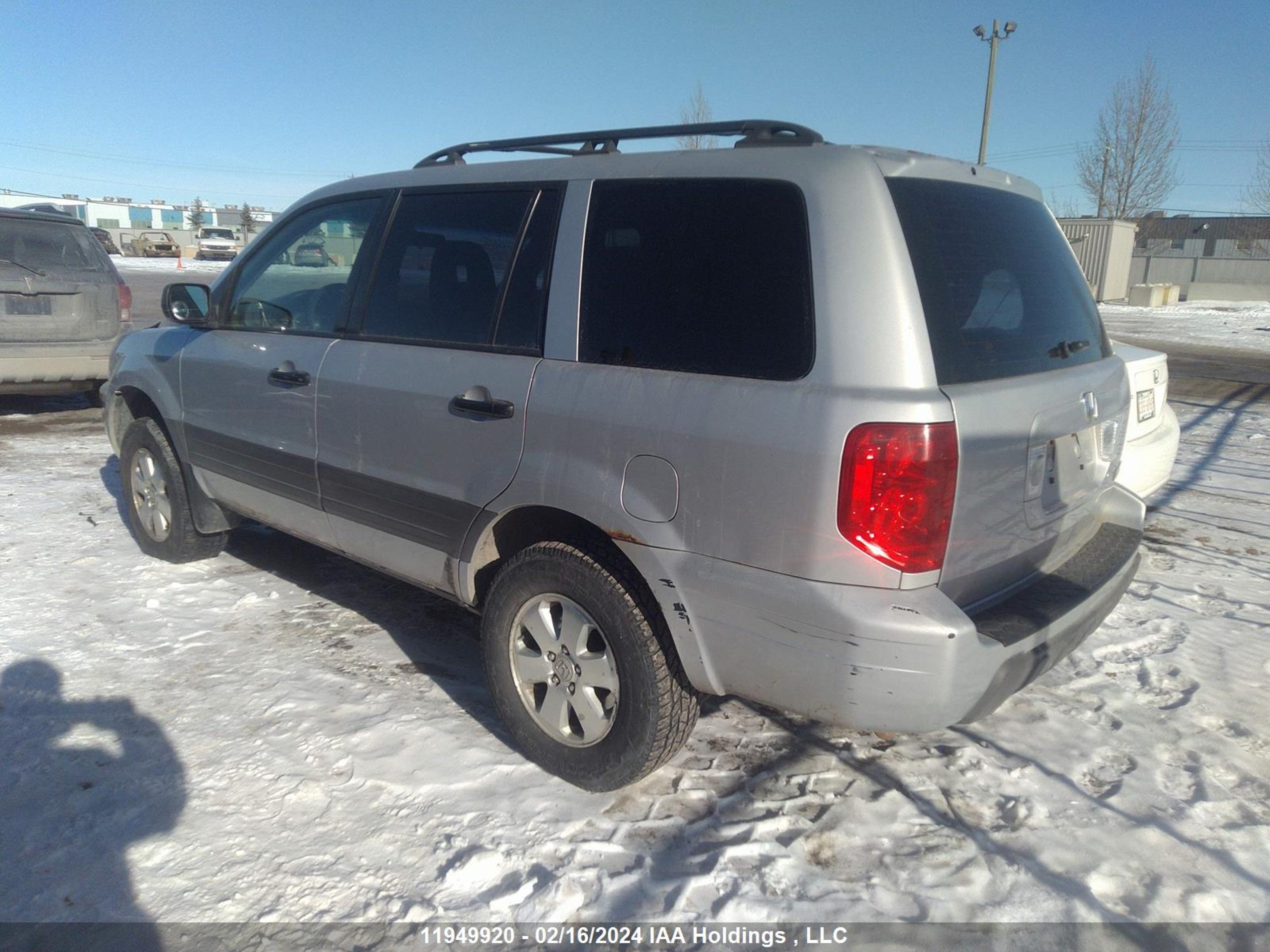 Photo 2 VIN: 2HKYF18124H562012 - HONDA PILOT 