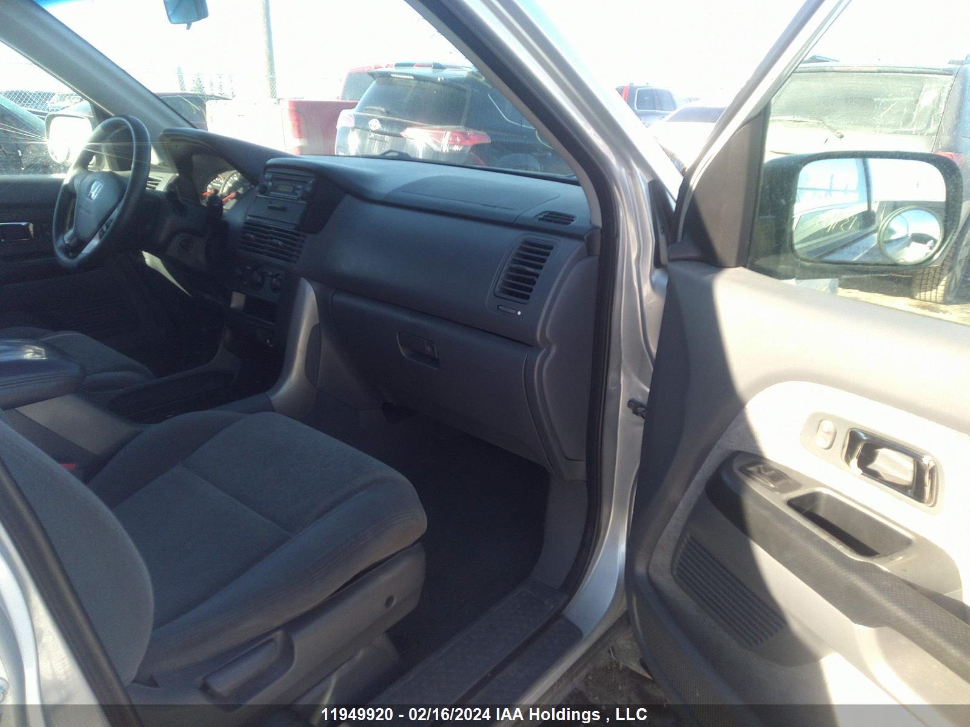 Photo 4 VIN: 2HKYF18124H562012 - HONDA PILOT 