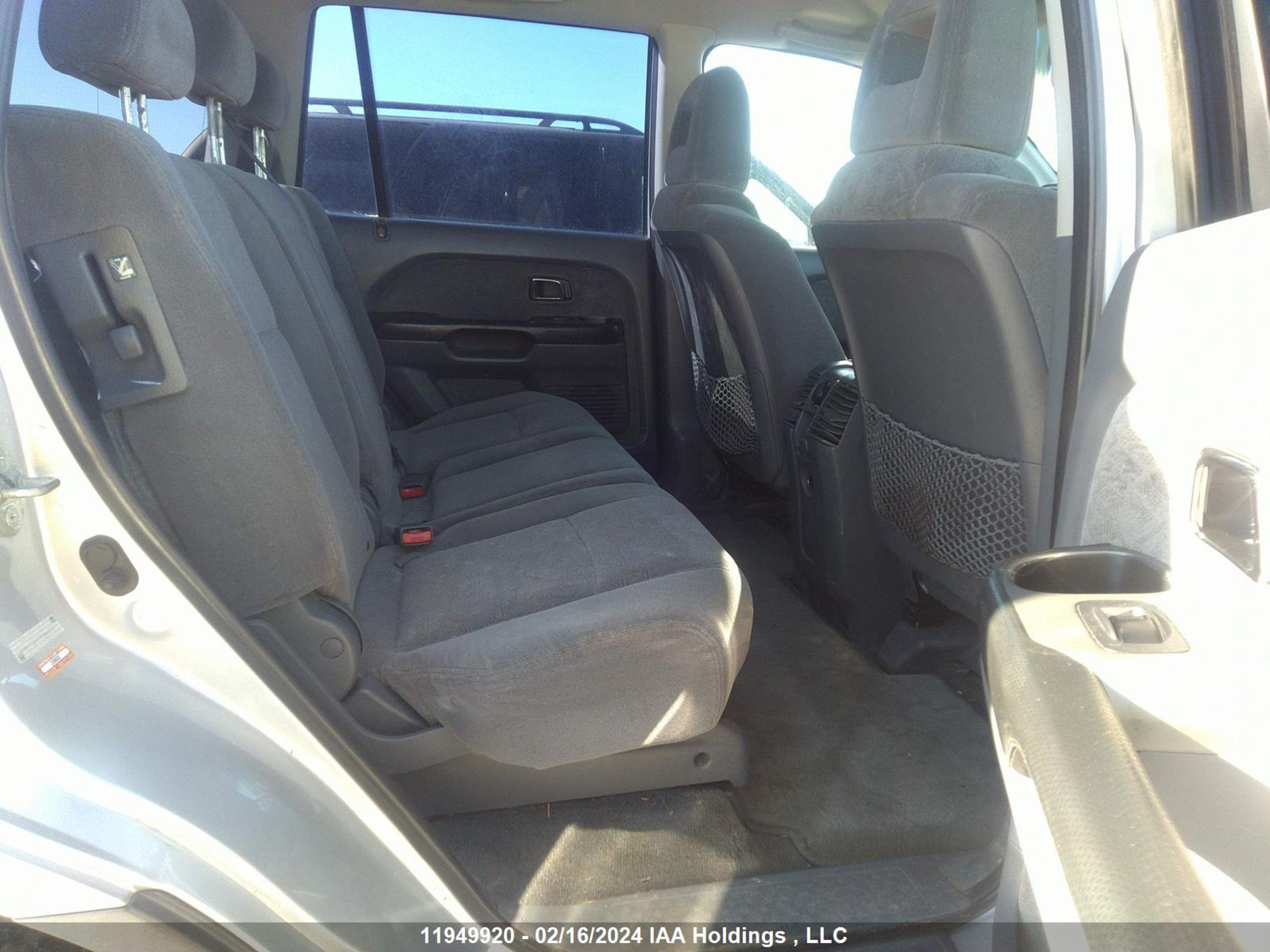 Photo 7 VIN: 2HKYF18124H562012 - HONDA PILOT 