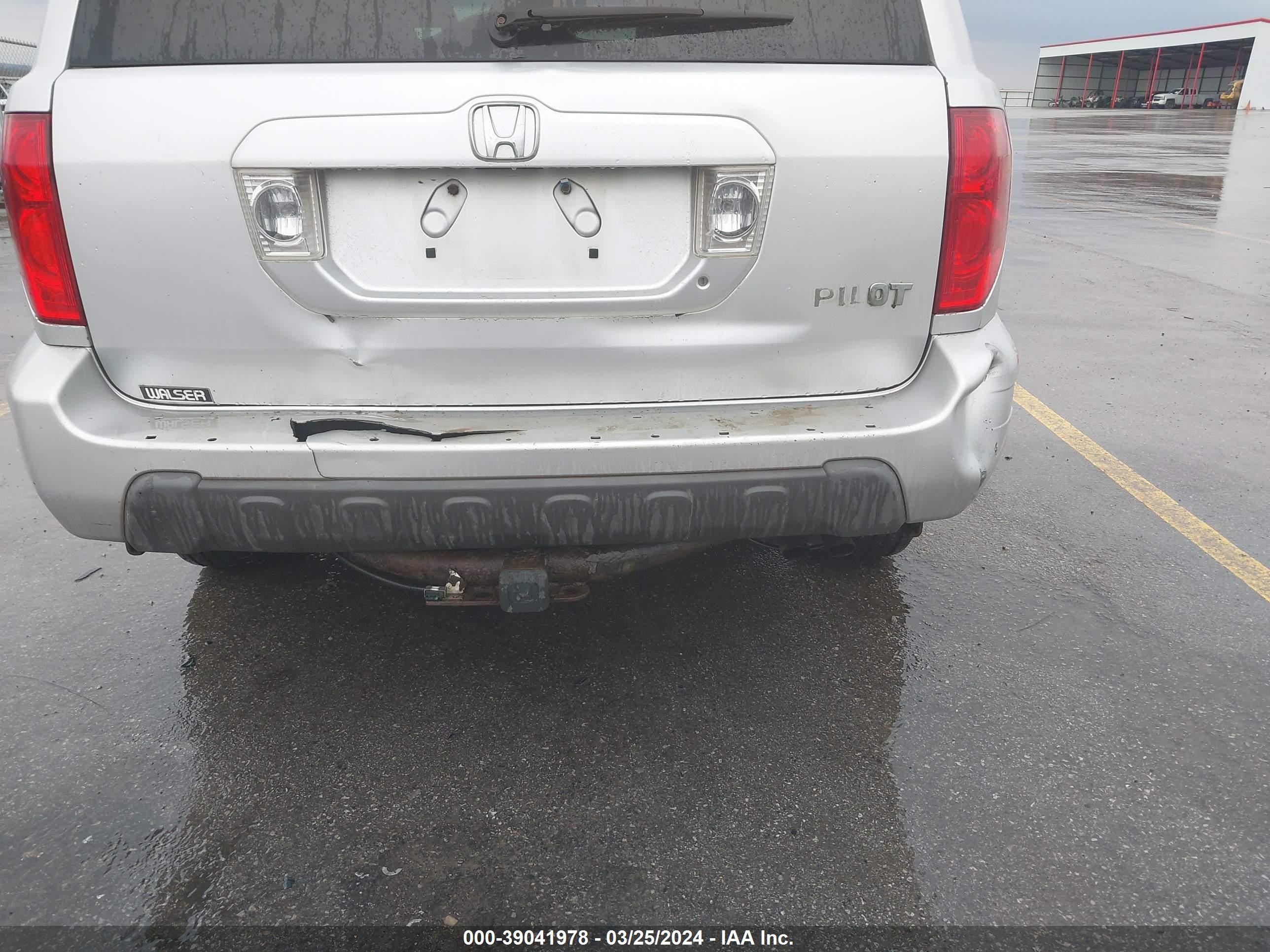 Photo 5 VIN: 2HKYF18145H558027 - HONDA PILOT 