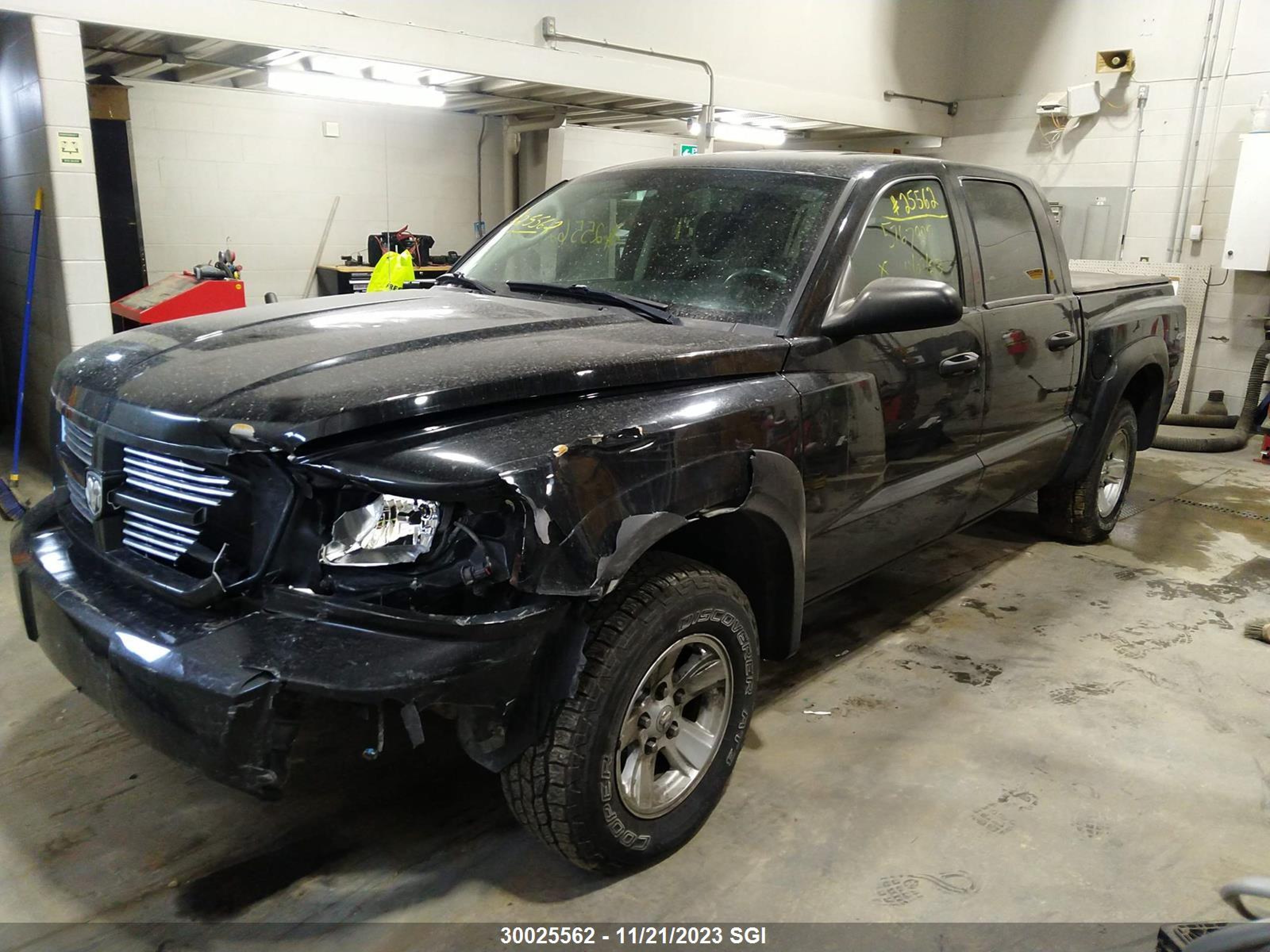 Photo 1 VIN: 2HKYF18167H507101 - DODGE DAKOTA 