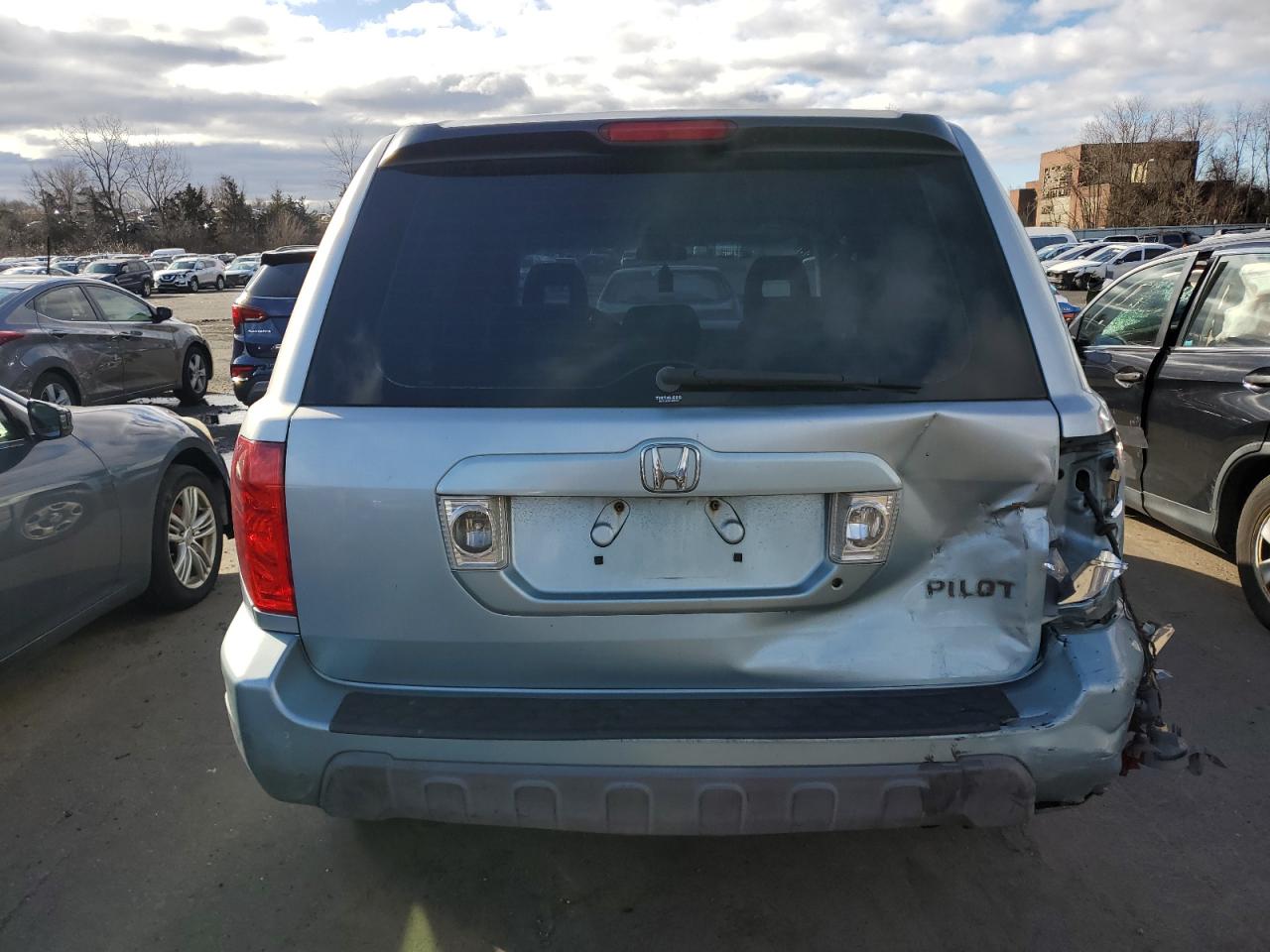 Photo 5 VIN: 2HKYF18173H510678 - HONDA PILOT 