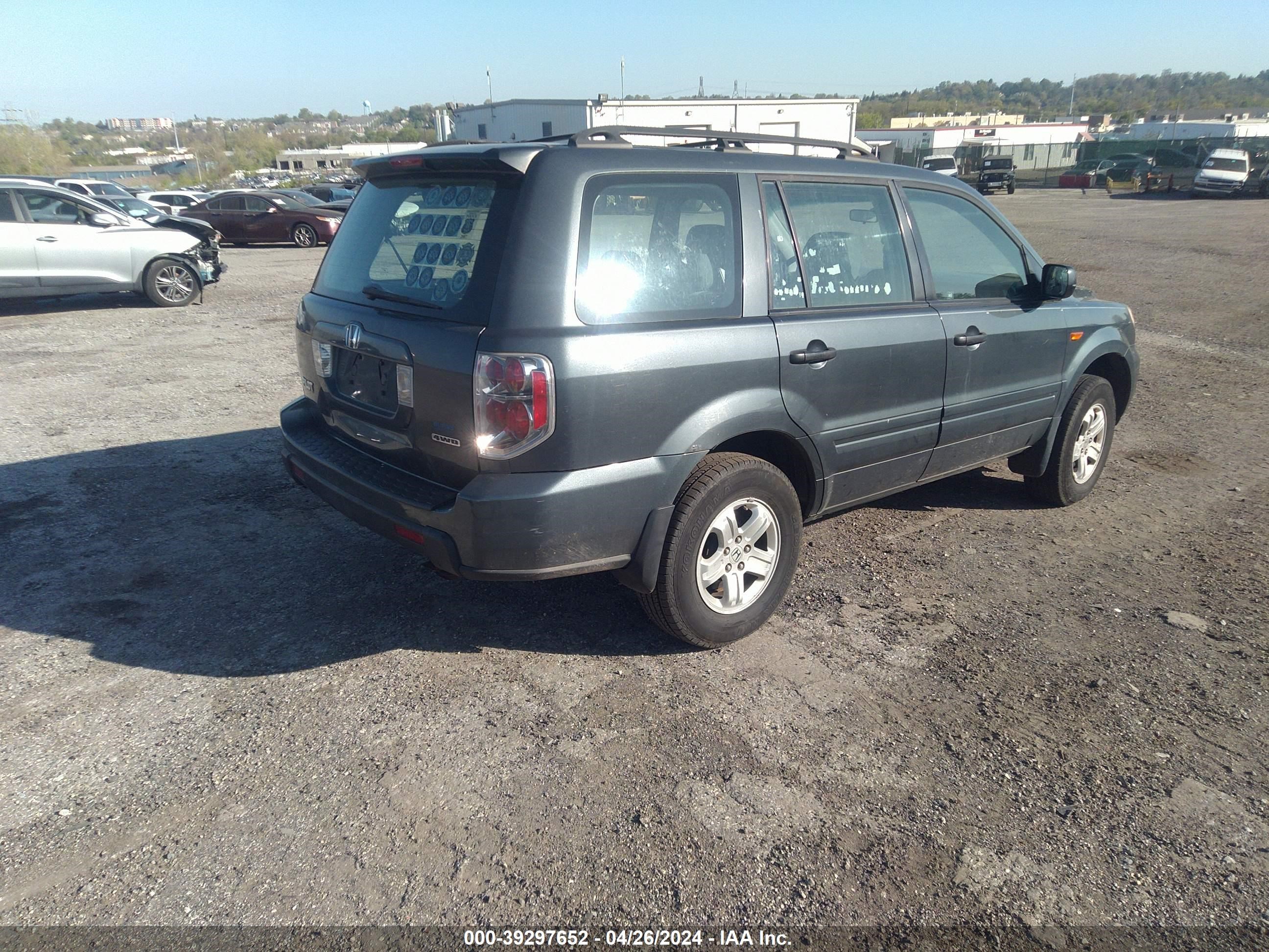 Photo 3 VIN: 2HKYF18186H557349 - HONDA PILOT 