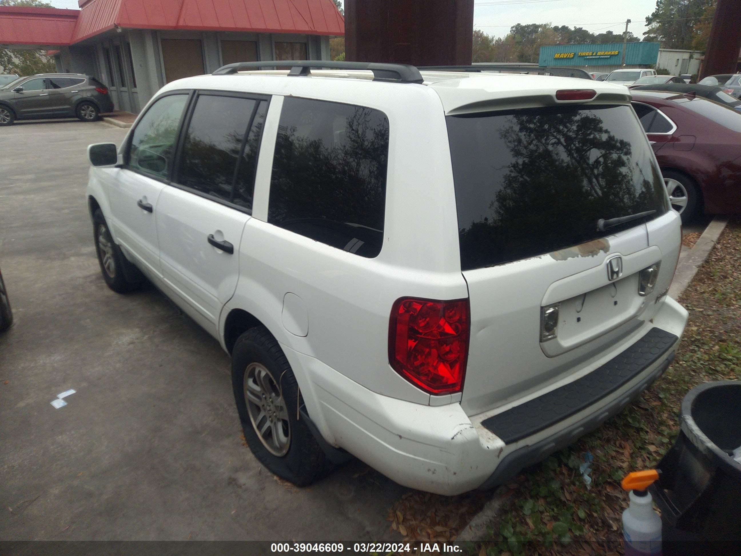 Photo 2 VIN: 2HKYF18404H549771 - HONDA PILOT 