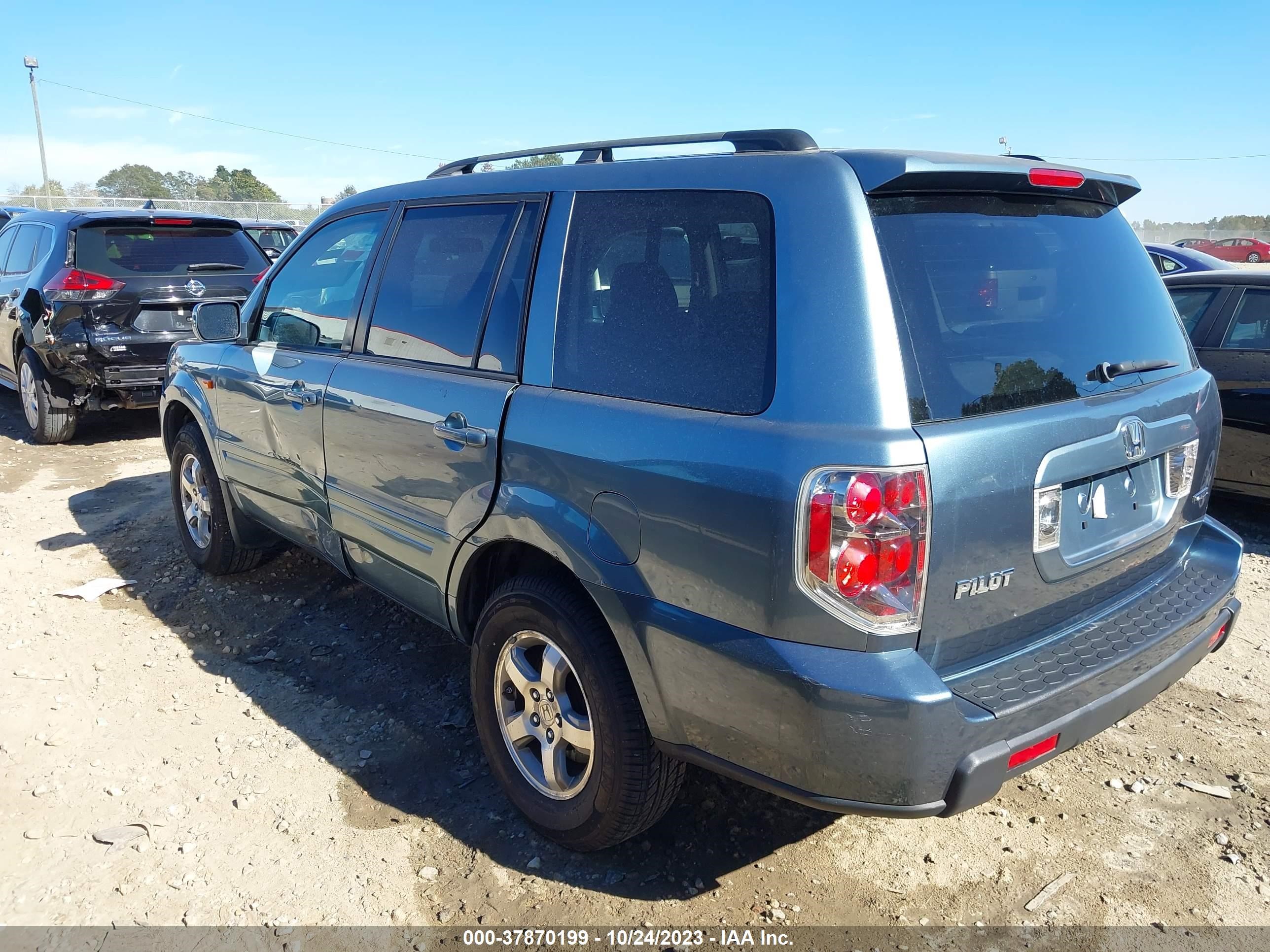 Photo 2 VIN: 2HKYF18406H558747 - HONDA PILOT 