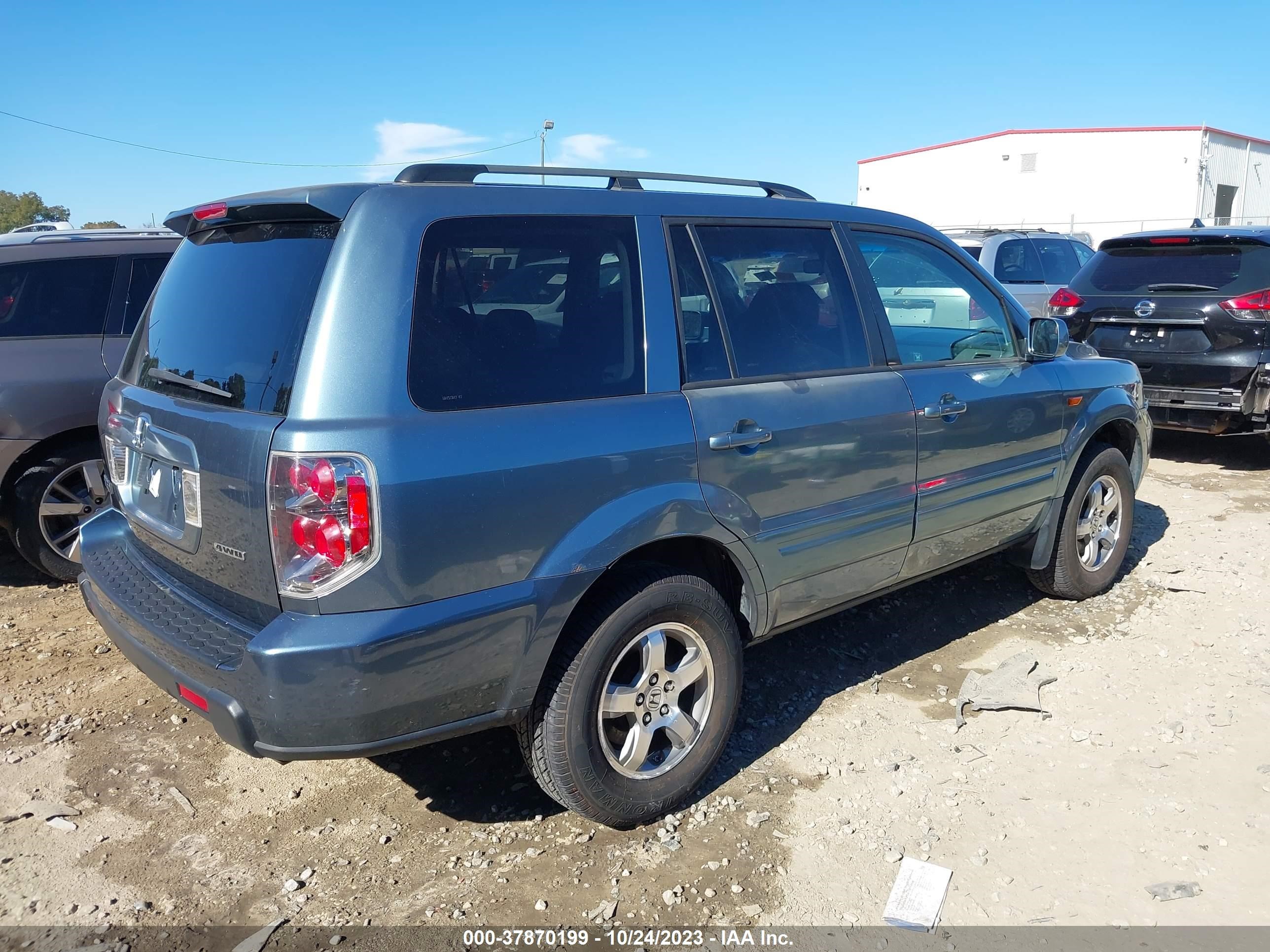 Photo 3 VIN: 2HKYF18406H558747 - HONDA PILOT 