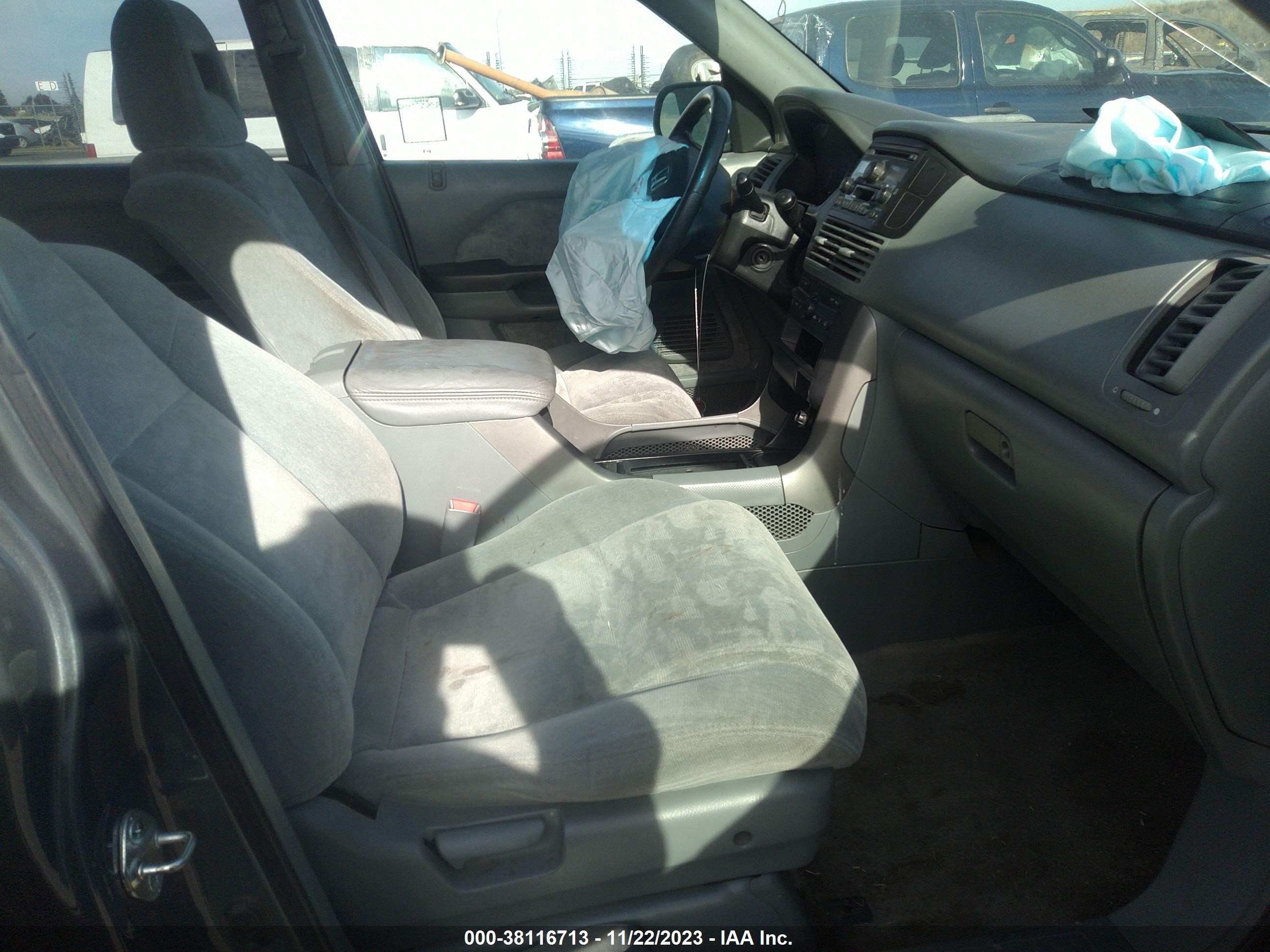 Photo 4 VIN: 2HKYF18413H568005 - HONDA PILOT 