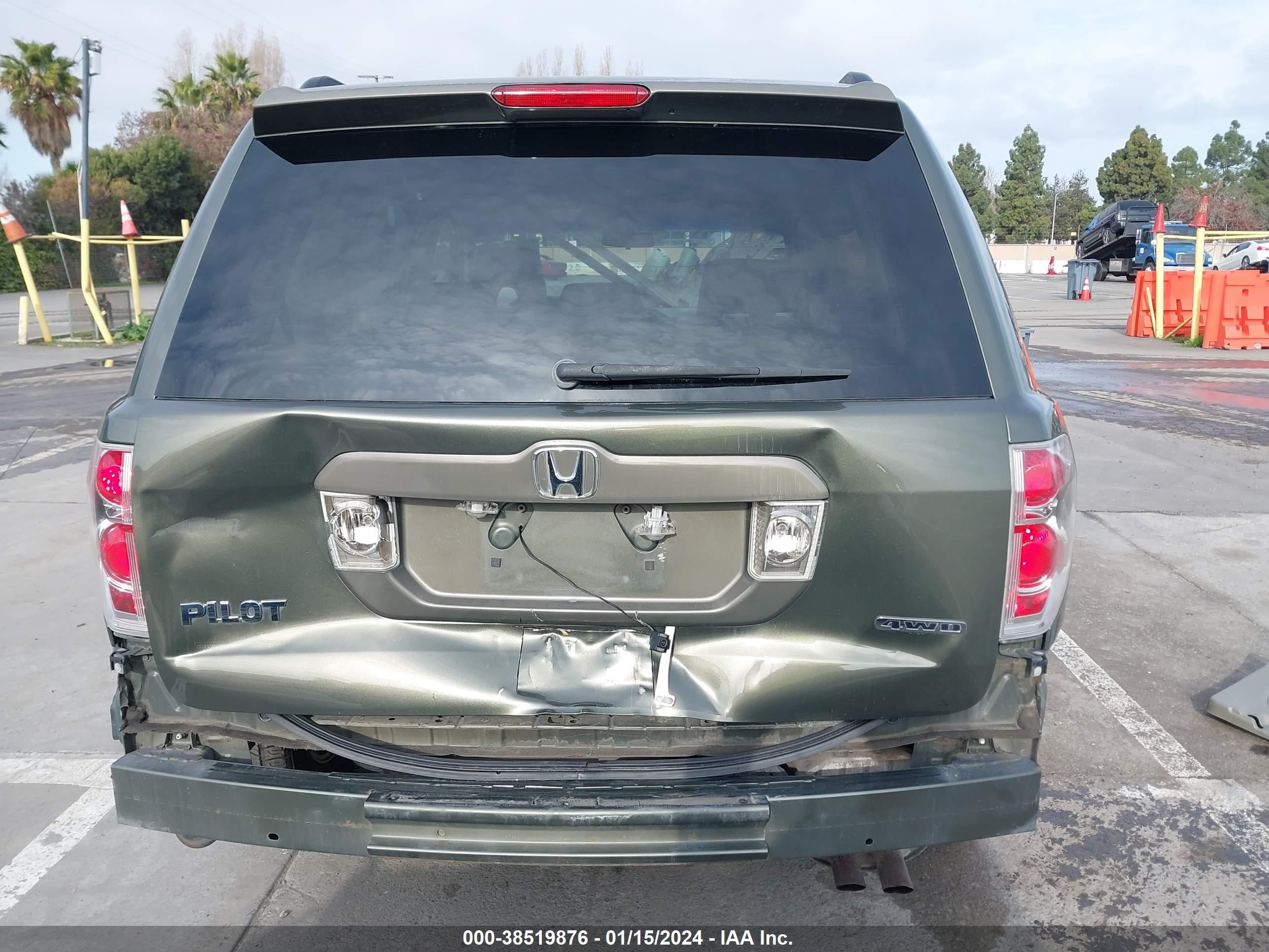 Photo 16 VIN: 2HKYF18416H507905 - HONDA PILOT 