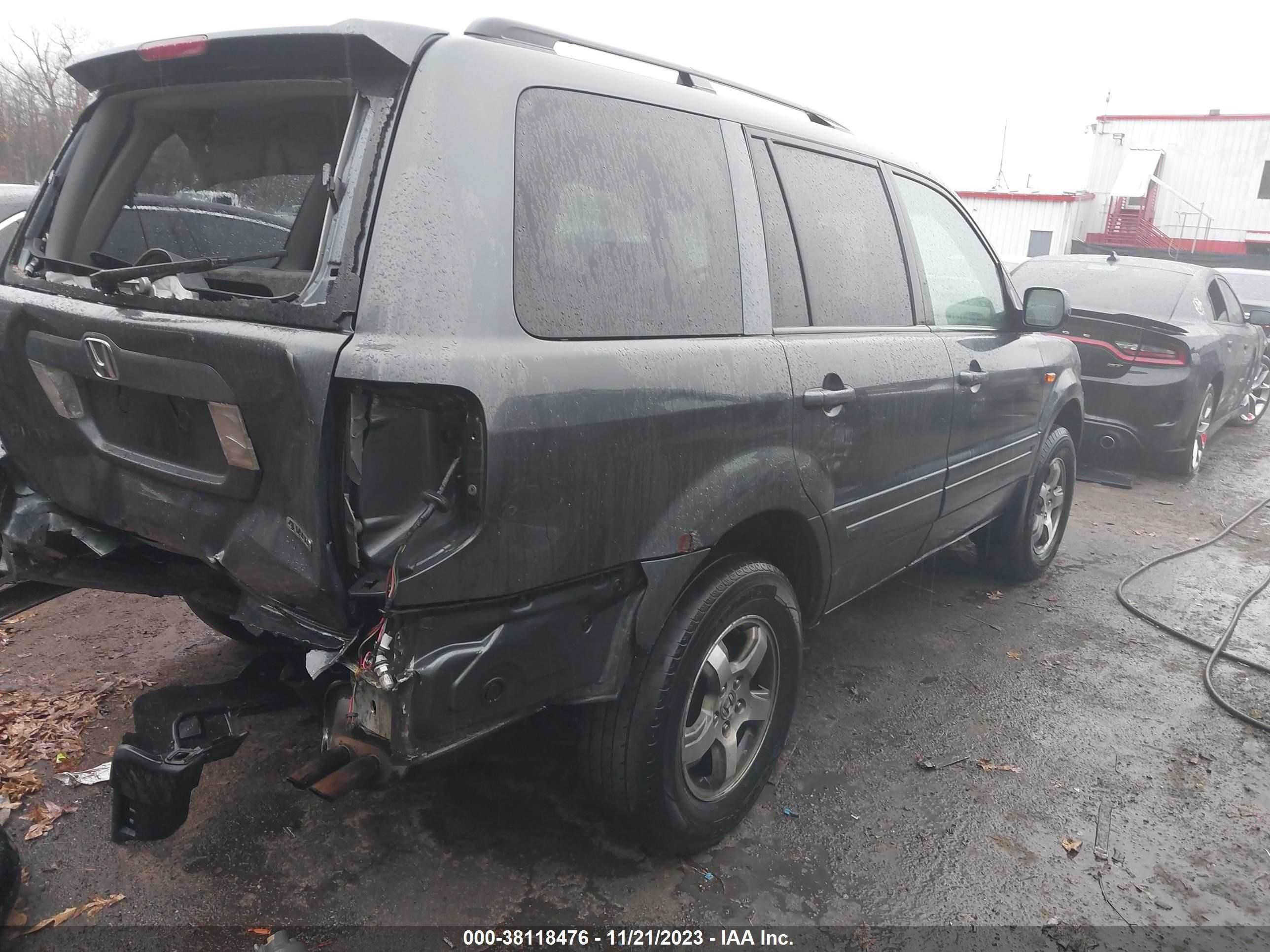 Photo 3 VIN: 2HKYF18416H520802 - HONDA PILOT 