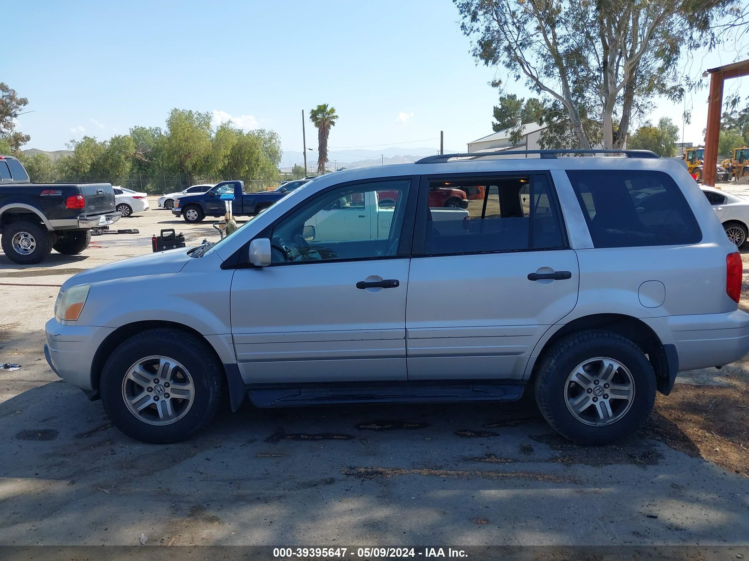 Photo 13 VIN: 2HKYF18423H504717 - HONDA PILOT 