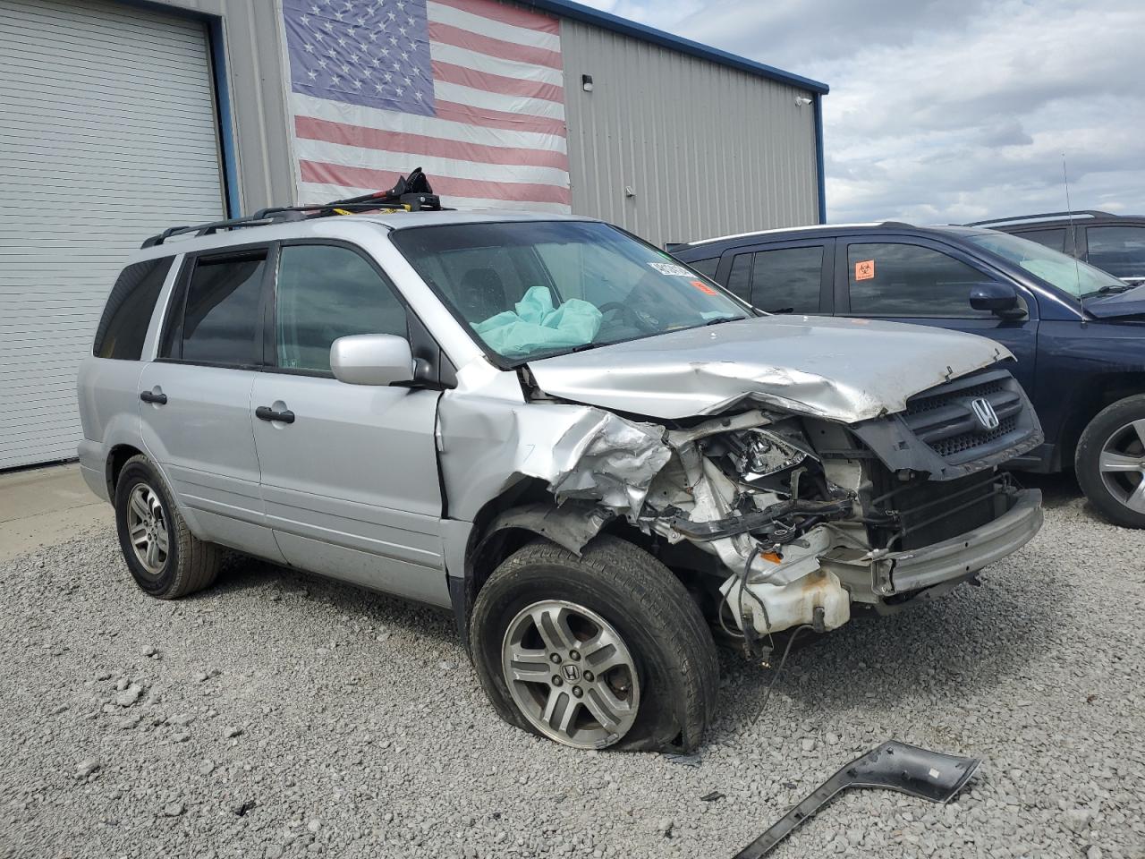 Photo 3 VIN: 2HKYF18424H538660 - HONDA PILOT 