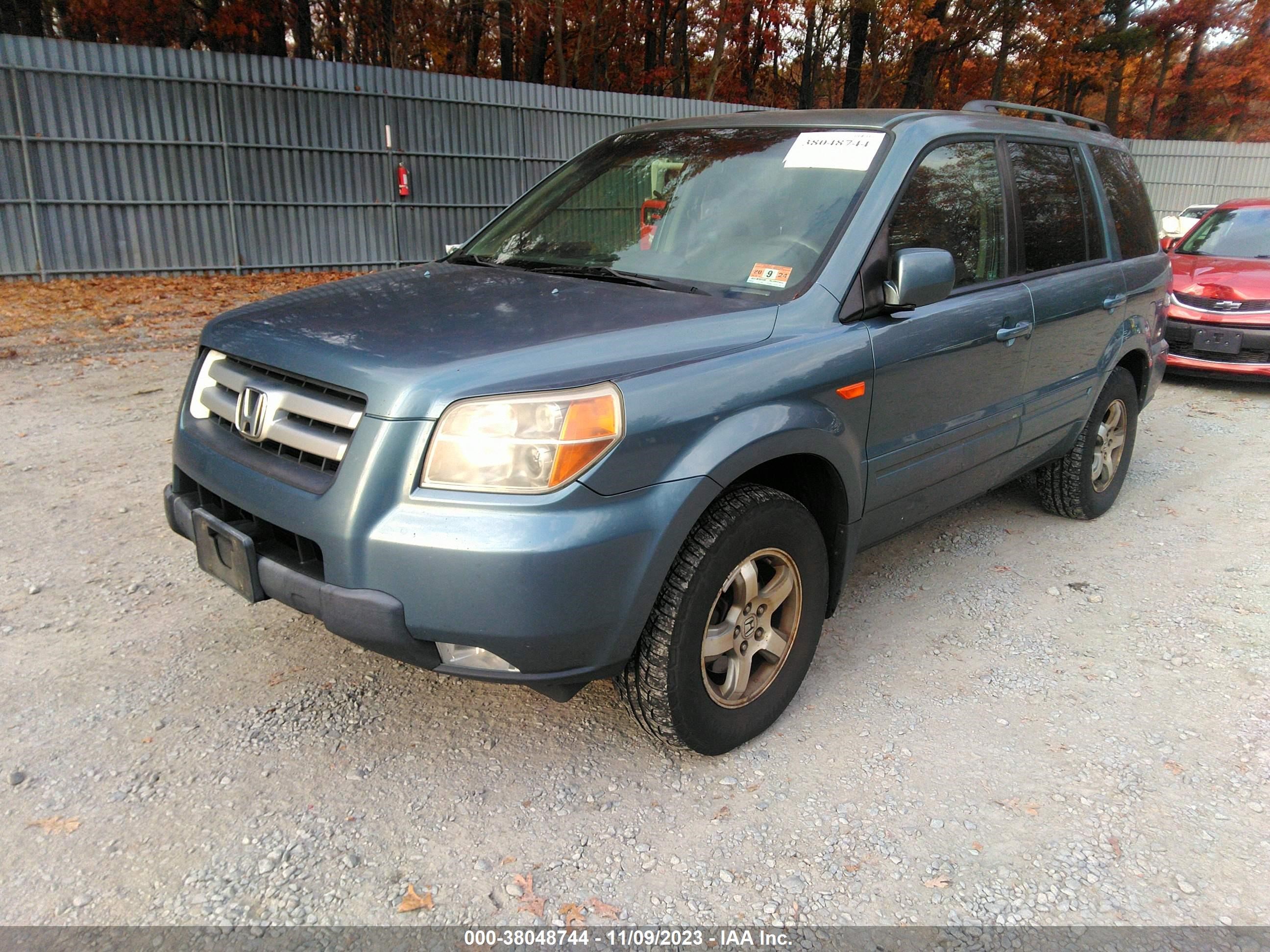 Photo 1 VIN: 2HKYF18427H501242 - HONDA PILOT 