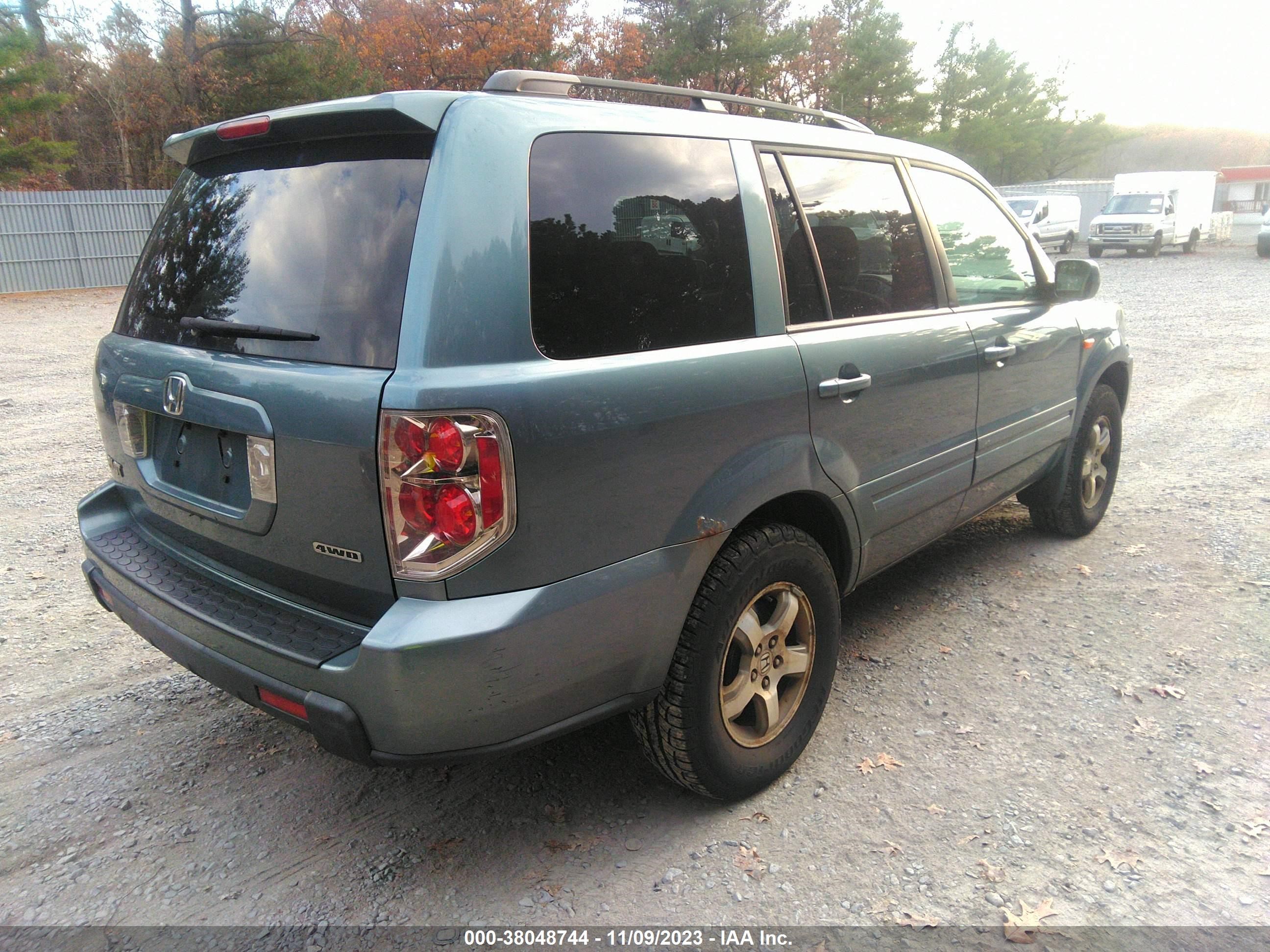 Photo 3 VIN: 2HKYF18427H501242 - HONDA PILOT 