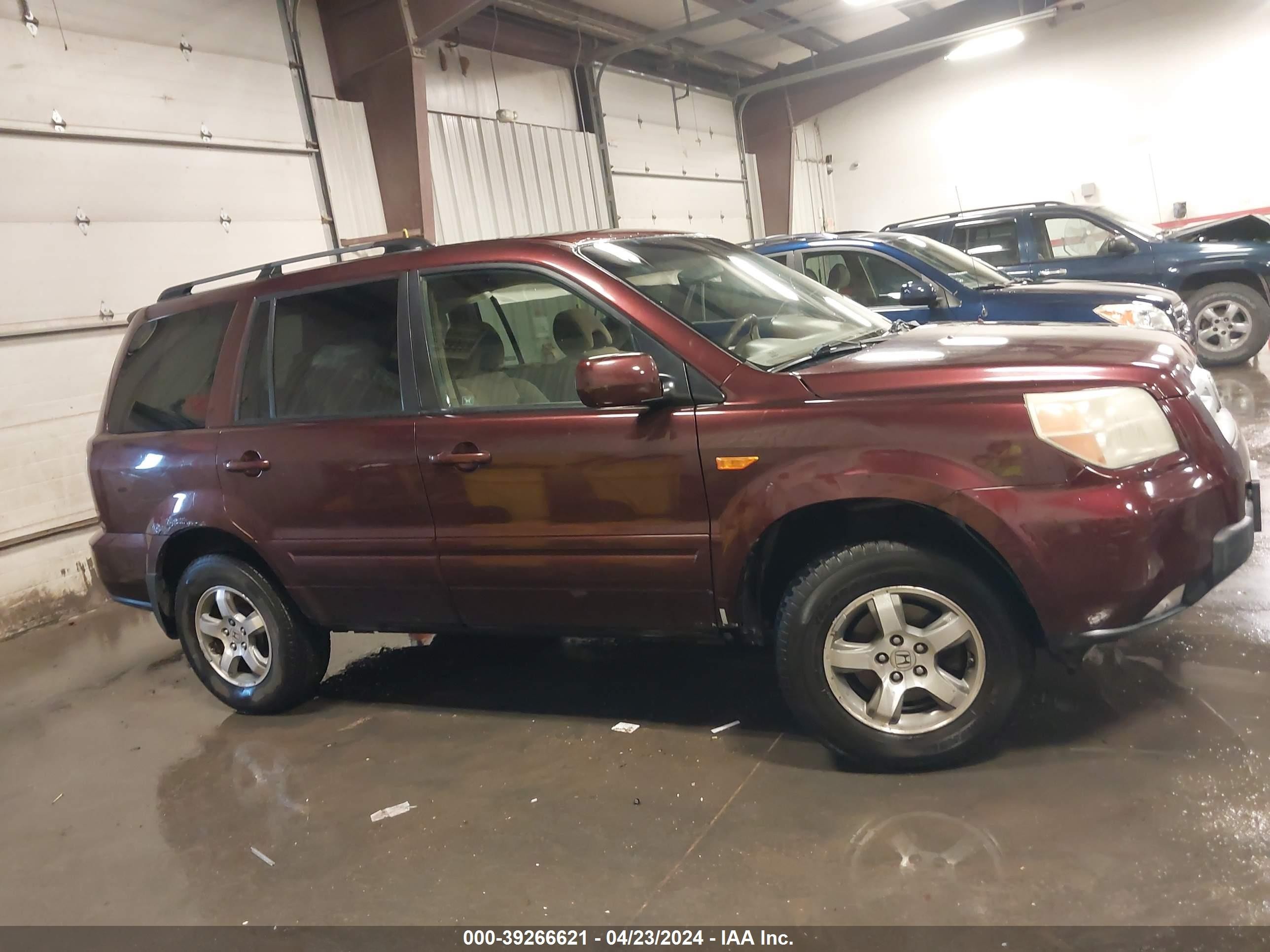 Photo 12 VIN: 2HKYF18427H538162 - HONDA PILOT 