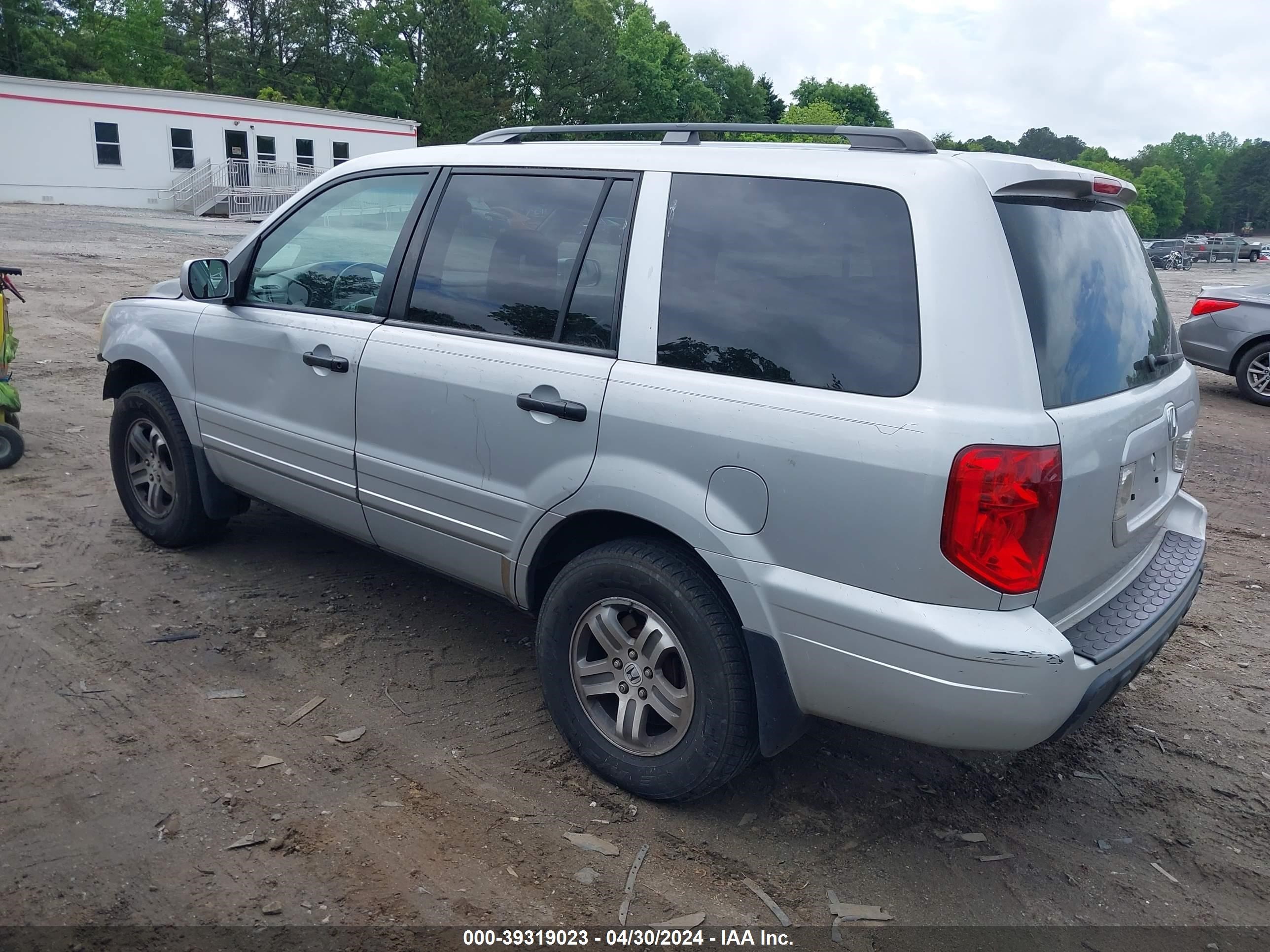 Photo 2 VIN: 2HKYF18433H524586 - HONDA PILOT 