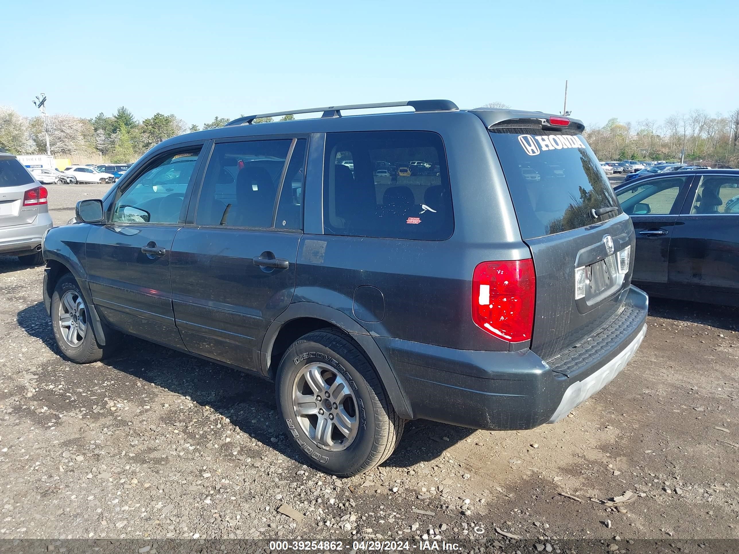 Photo 2 VIN: 2HKYF18443H551389 - HONDA PILOT 