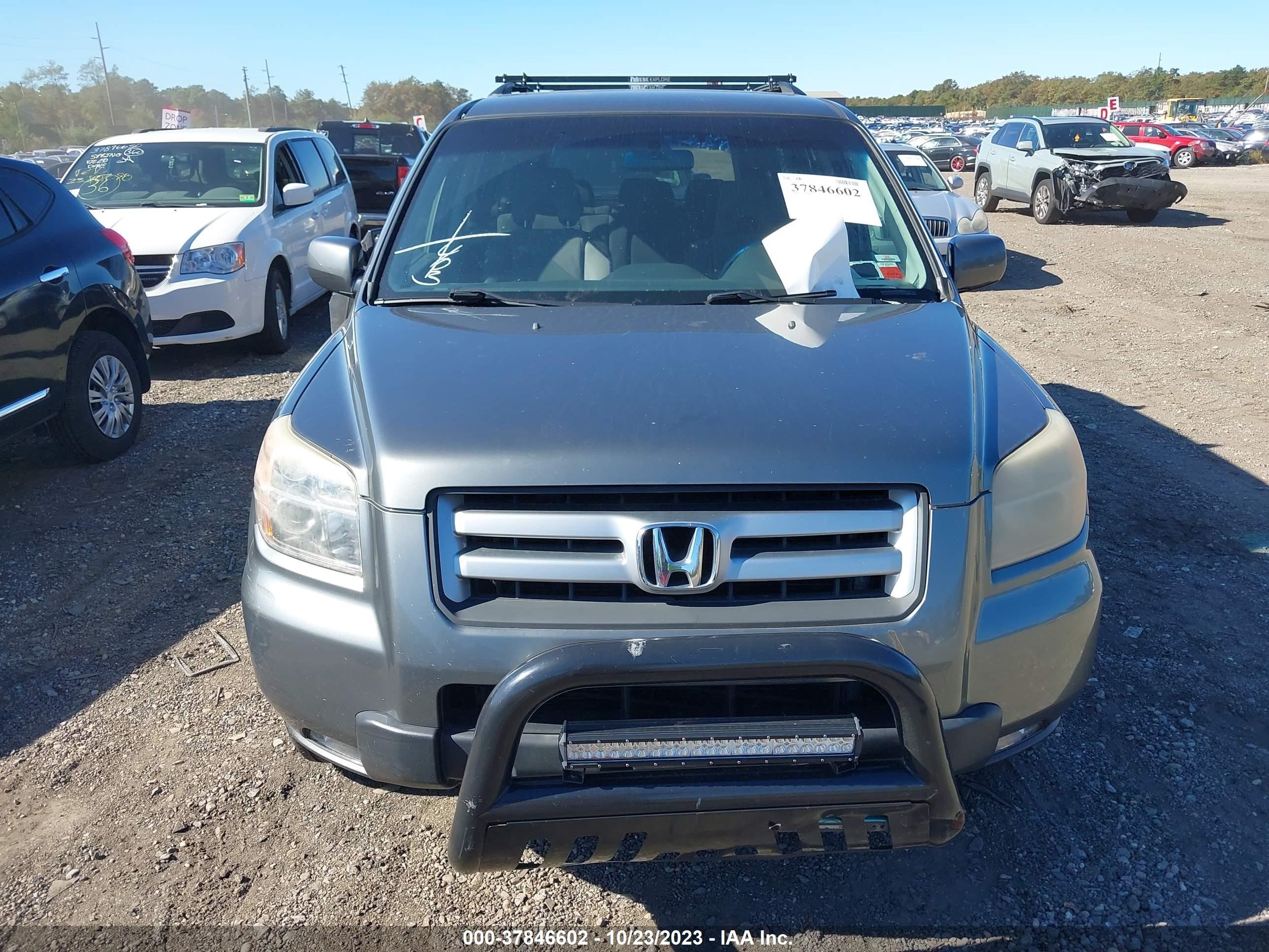 Photo 11 VIN: 2HKYF18467H535992 - HONDA PILOT 