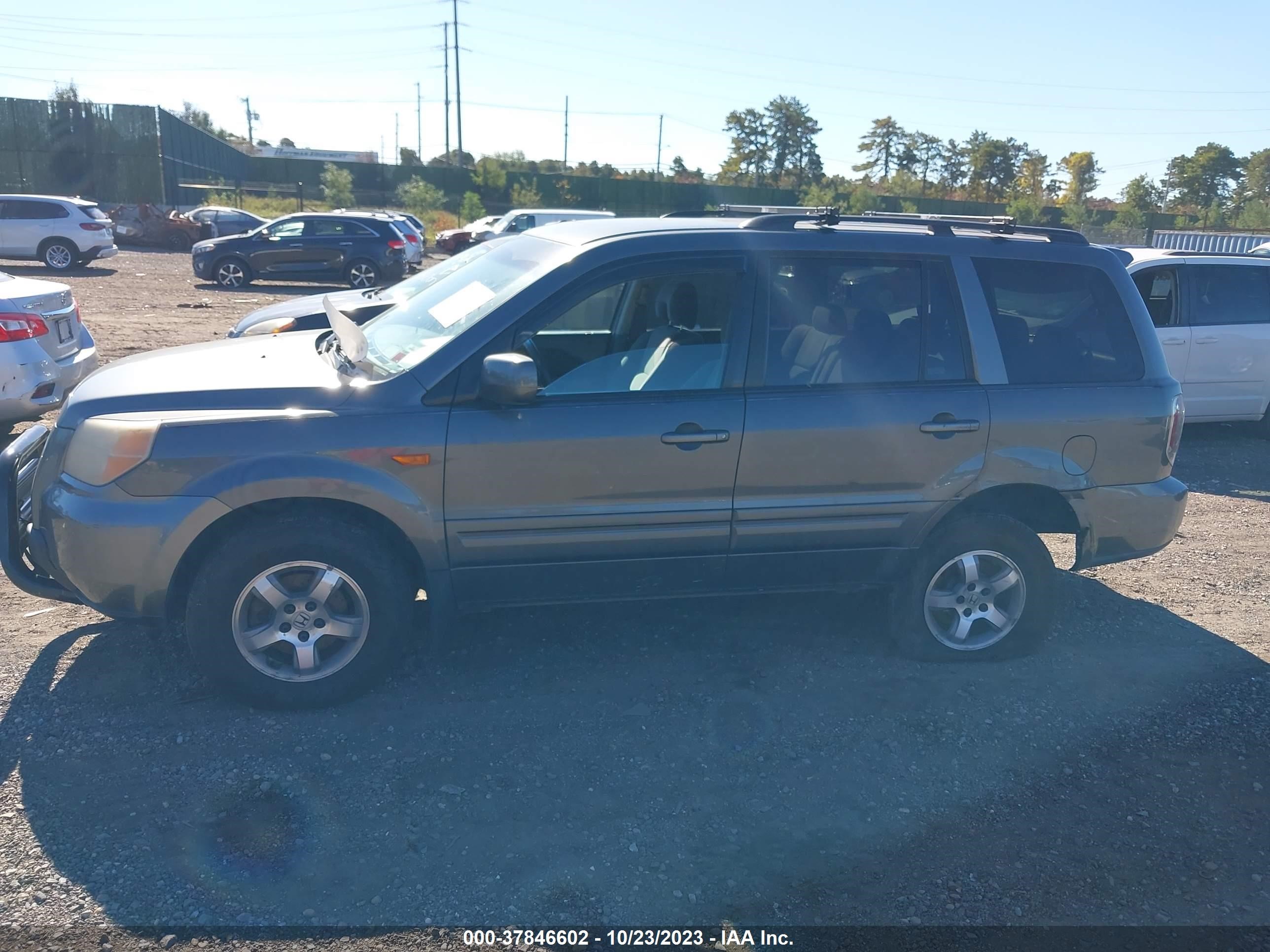 Photo 13 VIN: 2HKYF18467H535992 - HONDA PILOT 