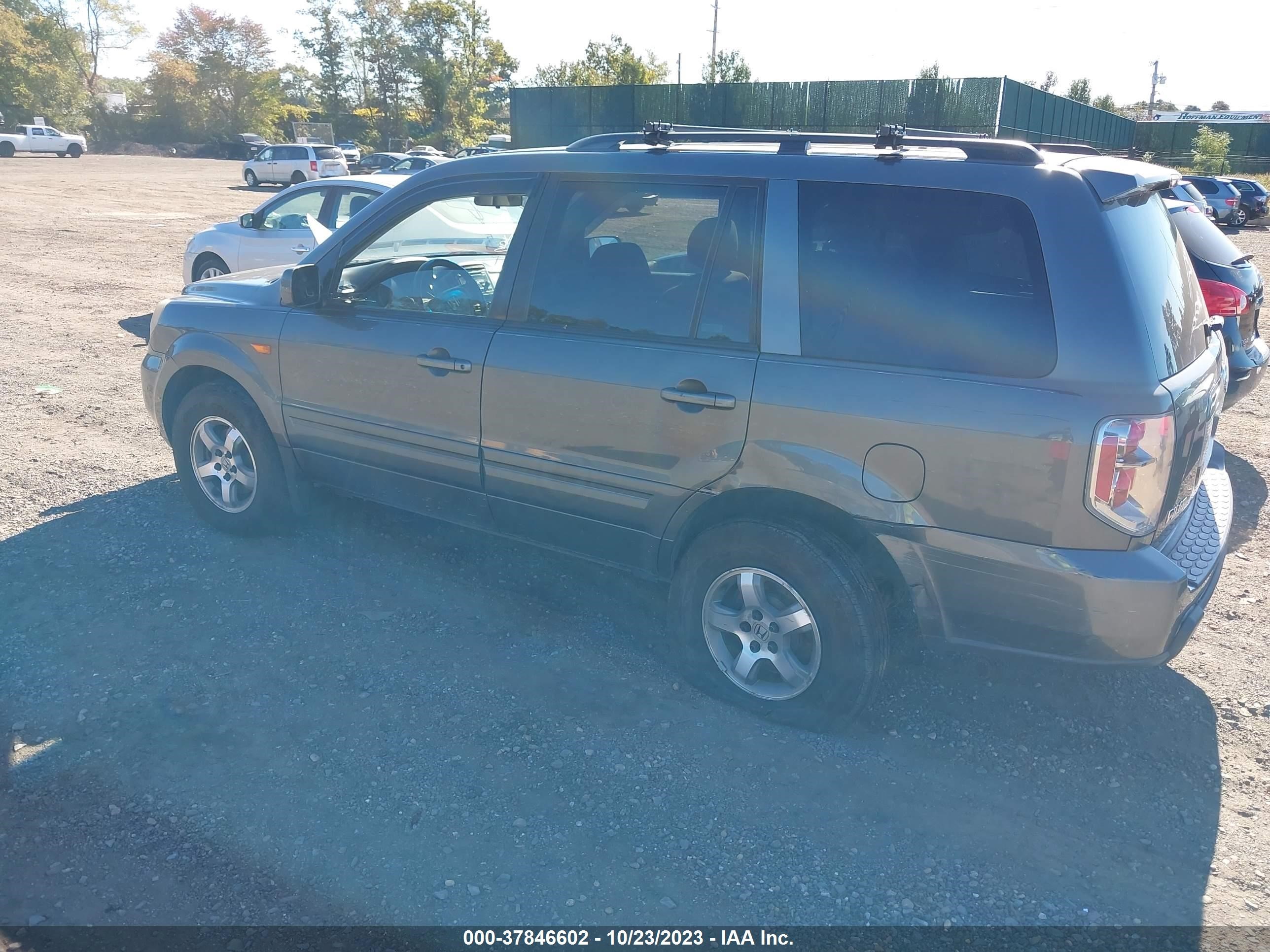 Photo 2 VIN: 2HKYF18467H535992 - HONDA PILOT 