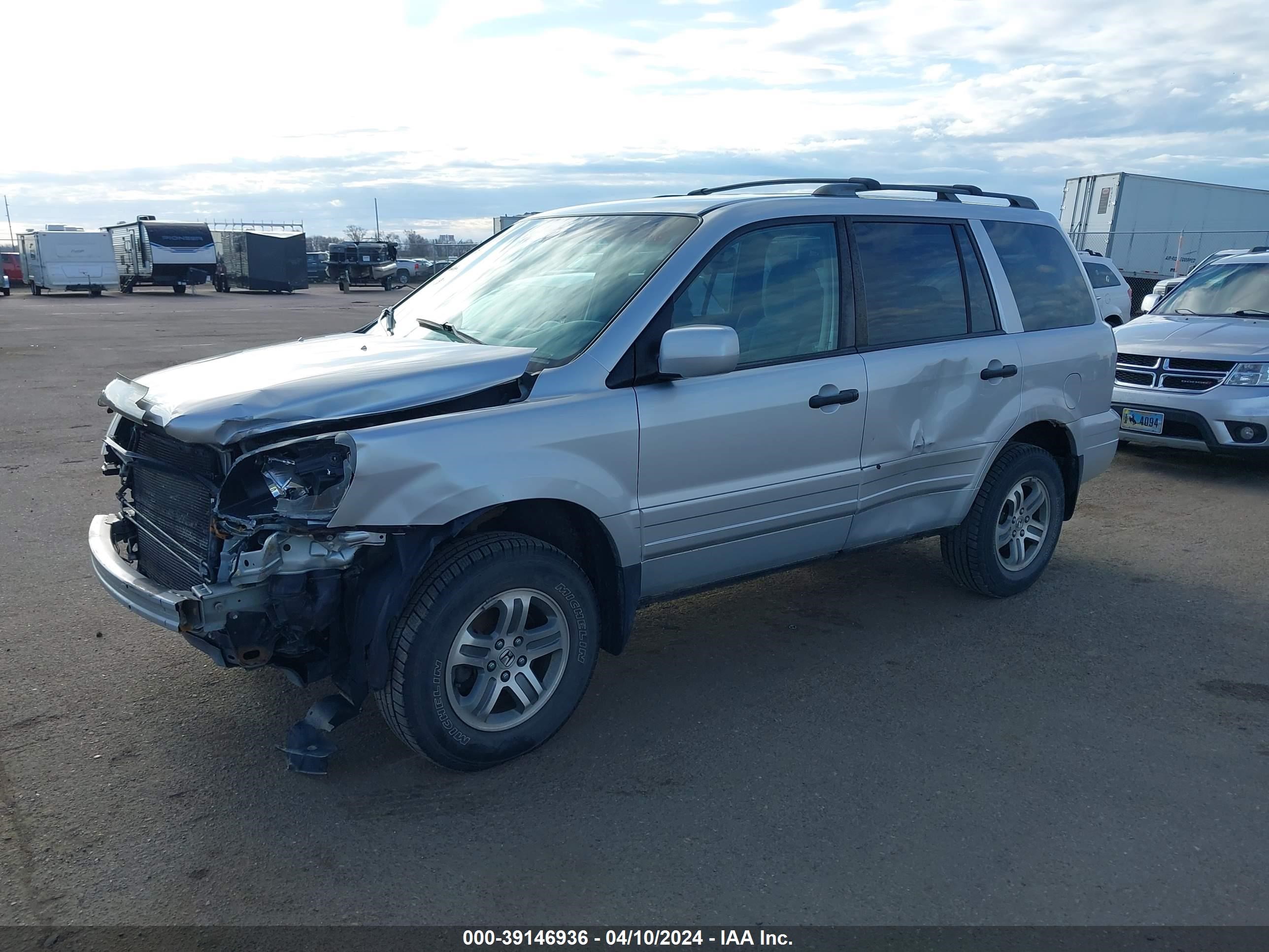 Photo 1 VIN: 2HKYF18484H553079 - HONDA PILOT 