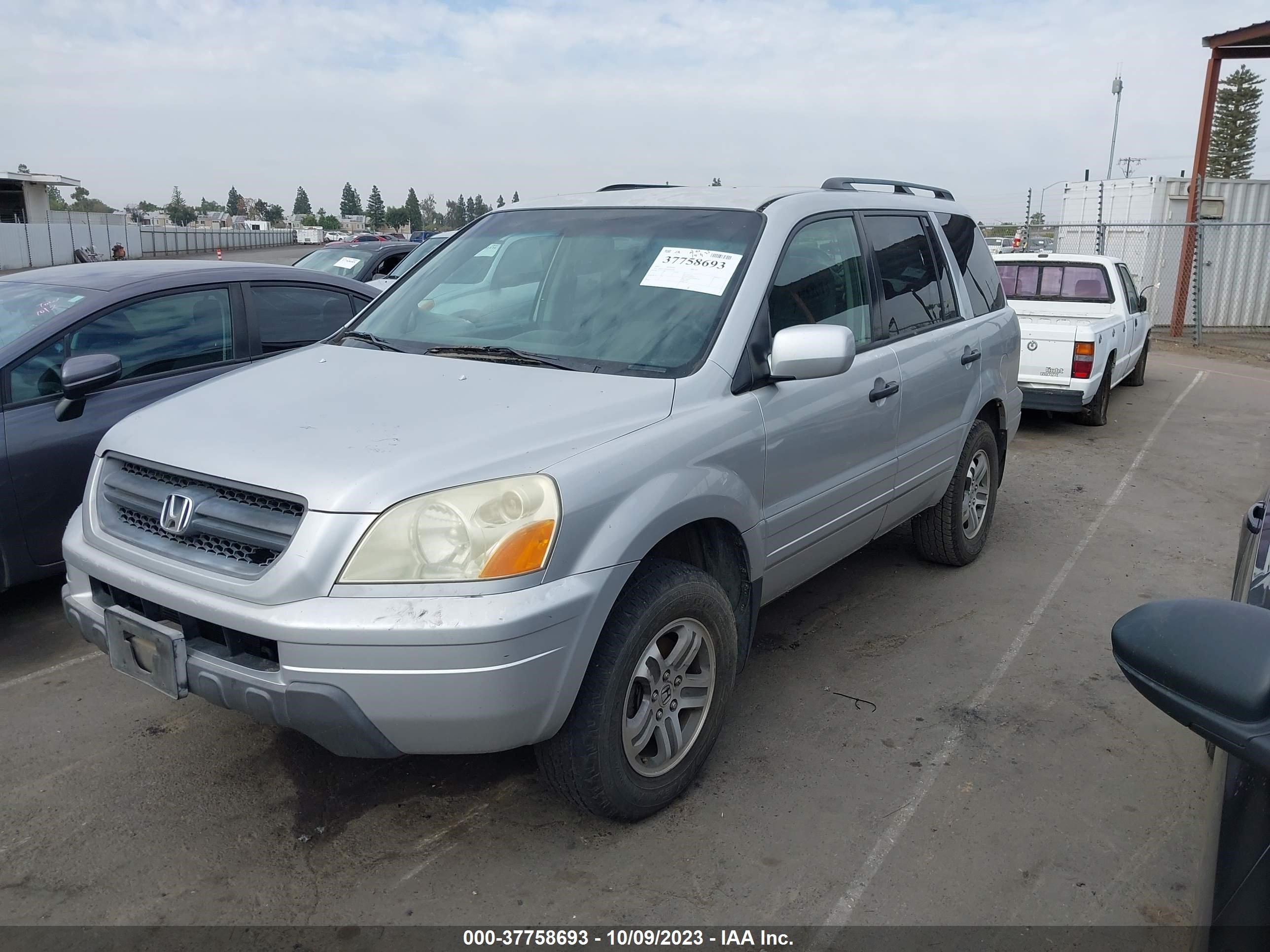 Photo 1 VIN: 2HKYF184X3H542566 - HONDA PILOT 