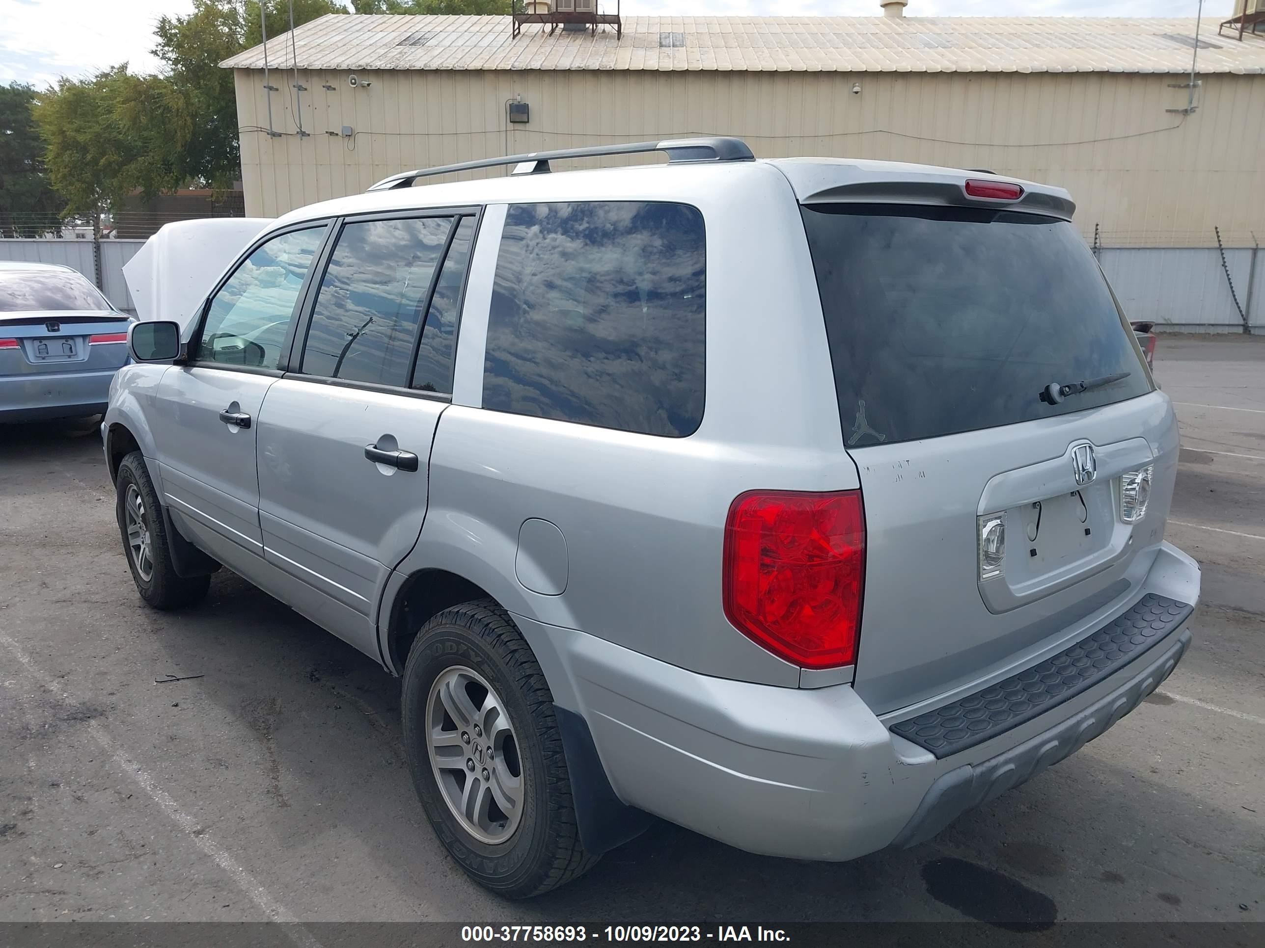 Photo 2 VIN: 2HKYF184X3H542566 - HONDA PILOT 