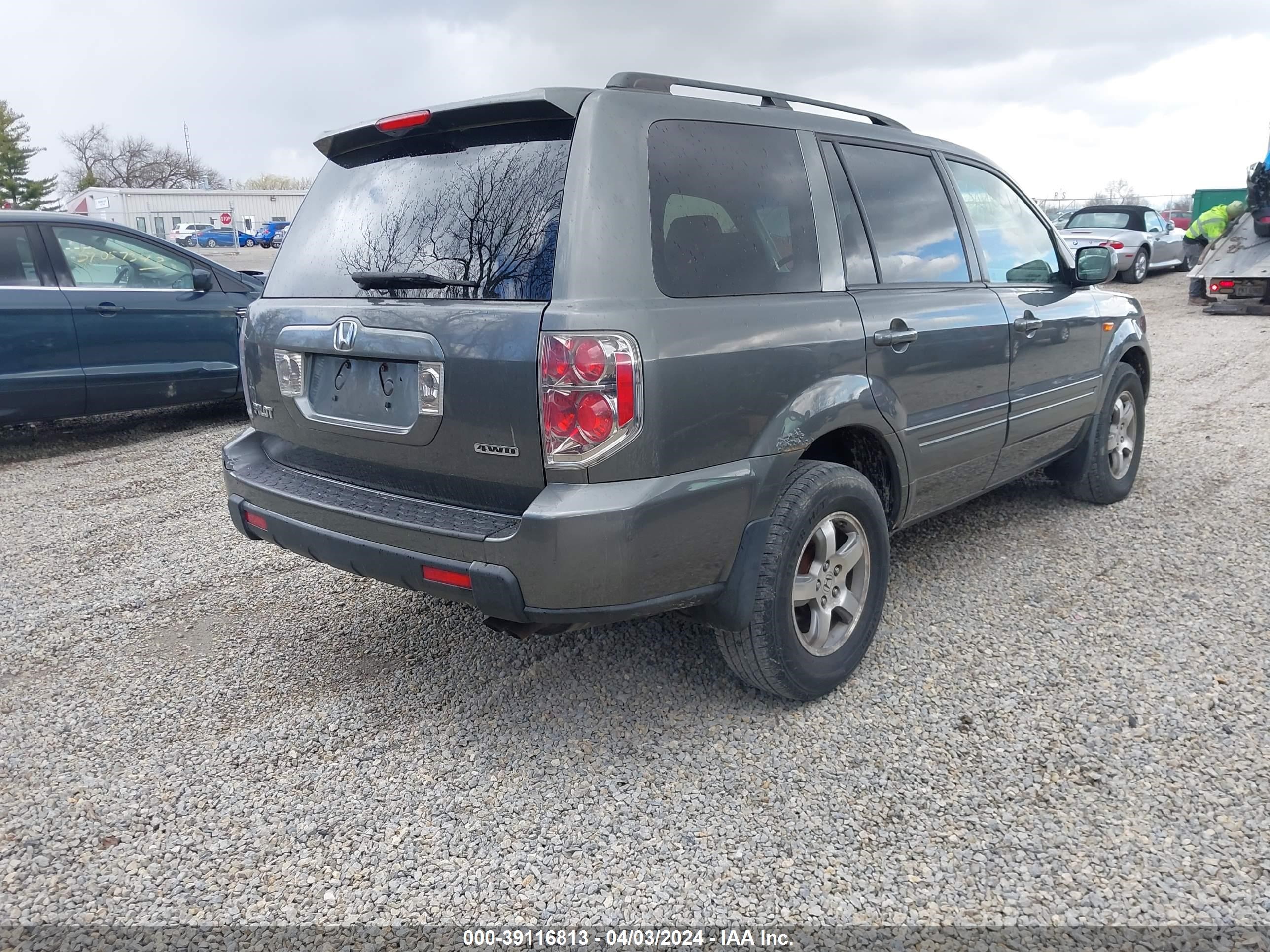 Photo 3 VIN: 2HKYF18507H527329 - HONDA PILOT 