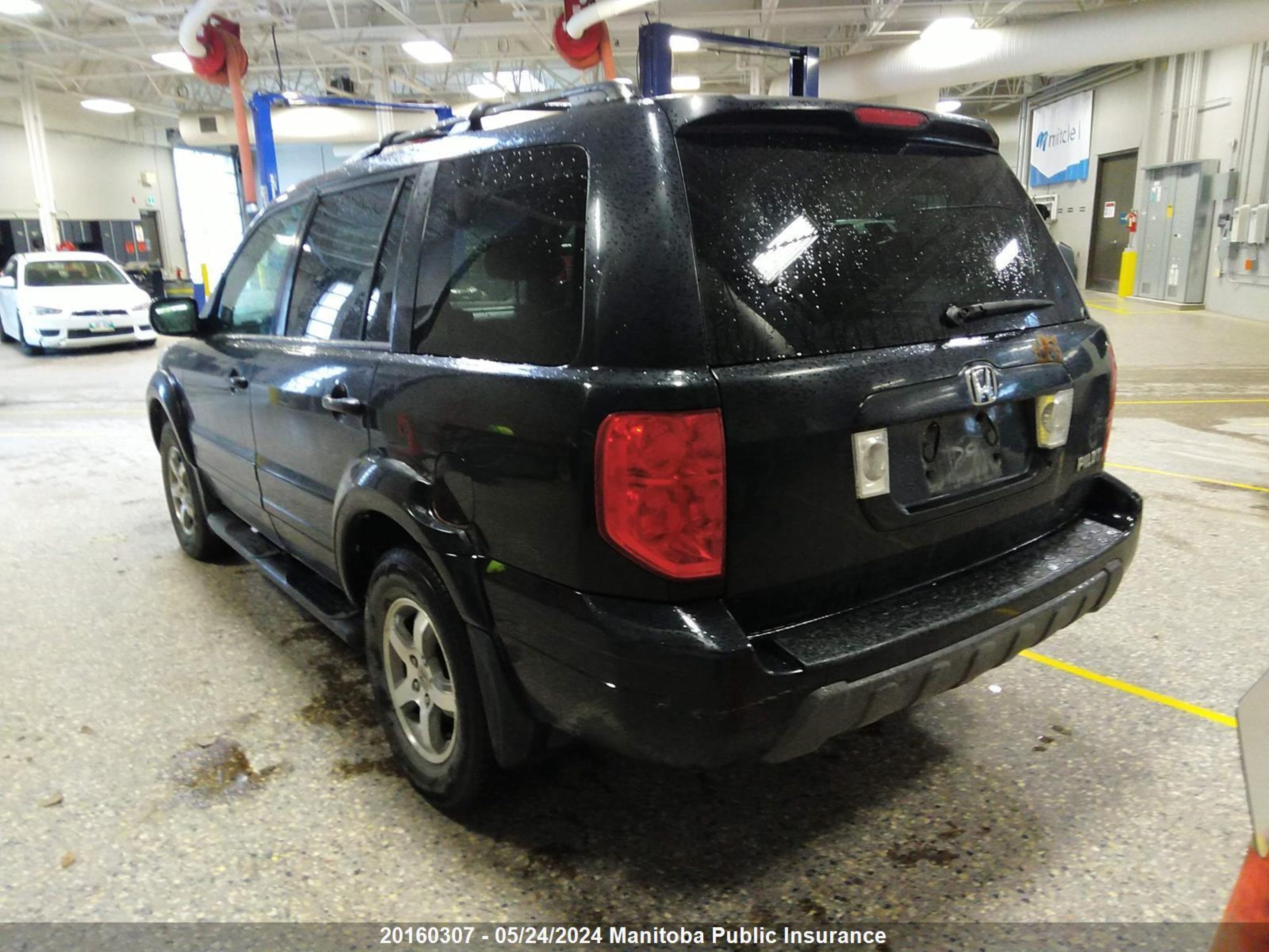 Photo 2 VIN: 2HKYF18514H002095 - HONDA PILOT 