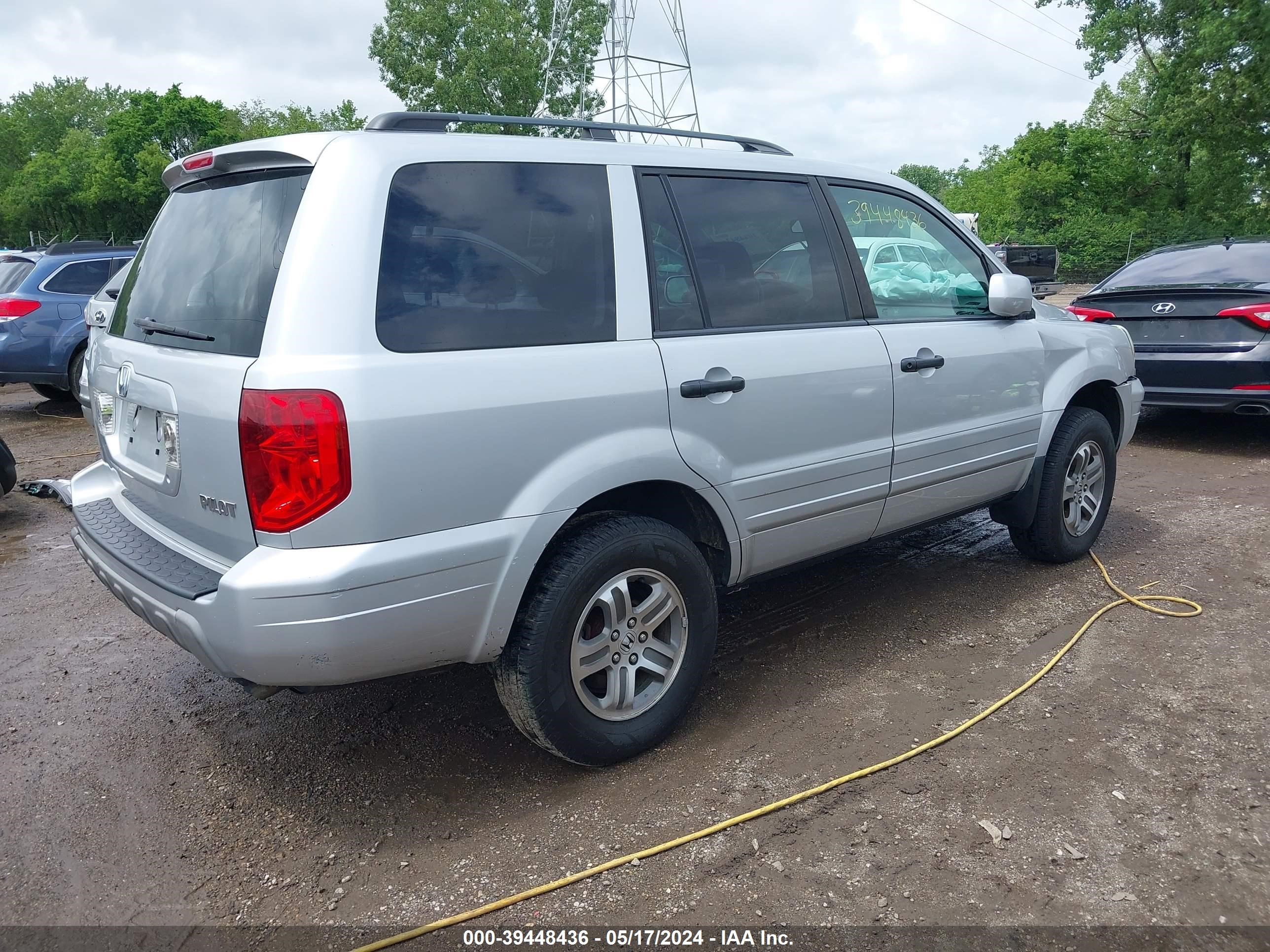 Photo 3 VIN: 2HKYF18514H509949 - HONDA PILOT 