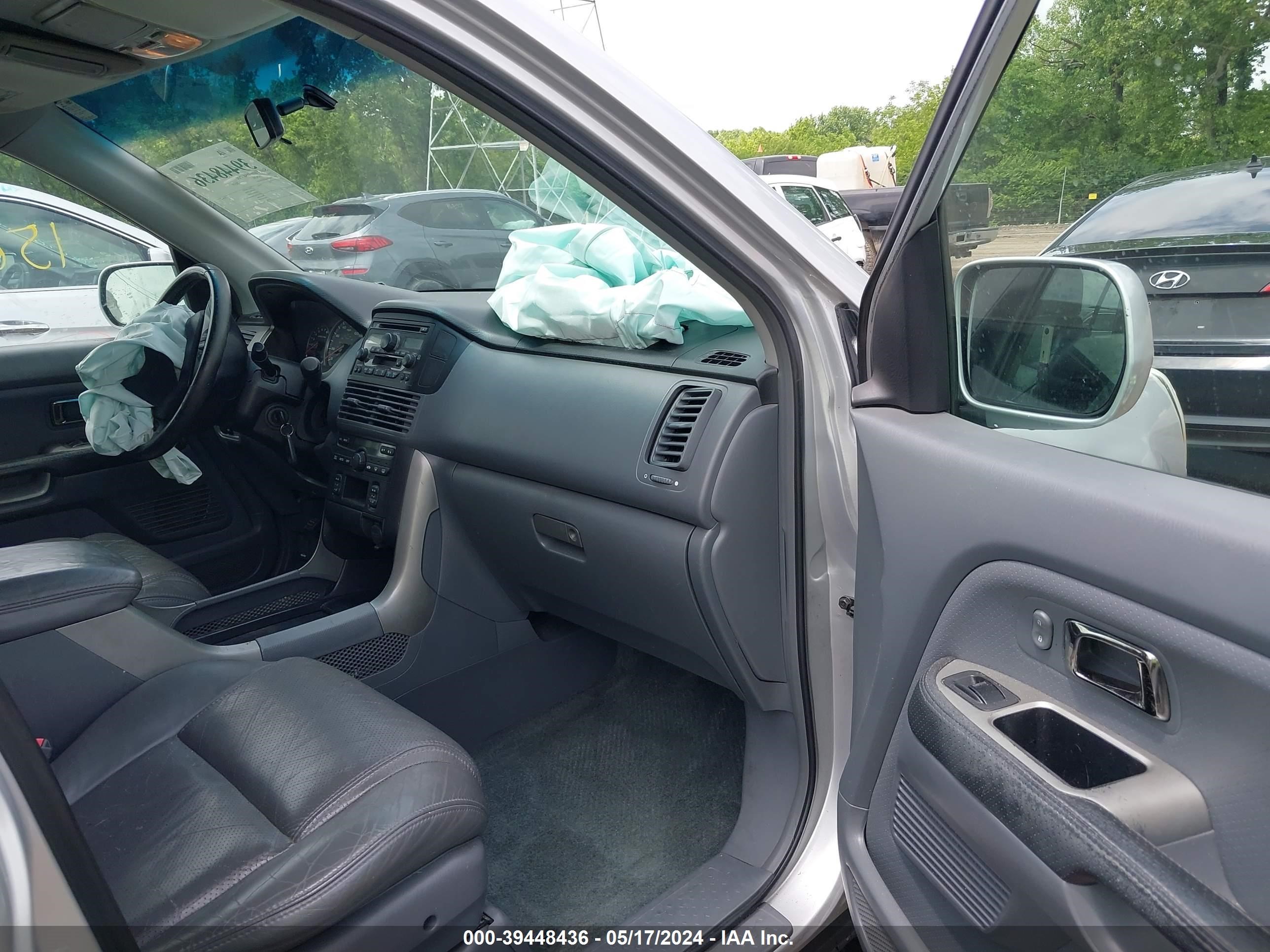 Photo 4 VIN: 2HKYF18514H509949 - HONDA PILOT 