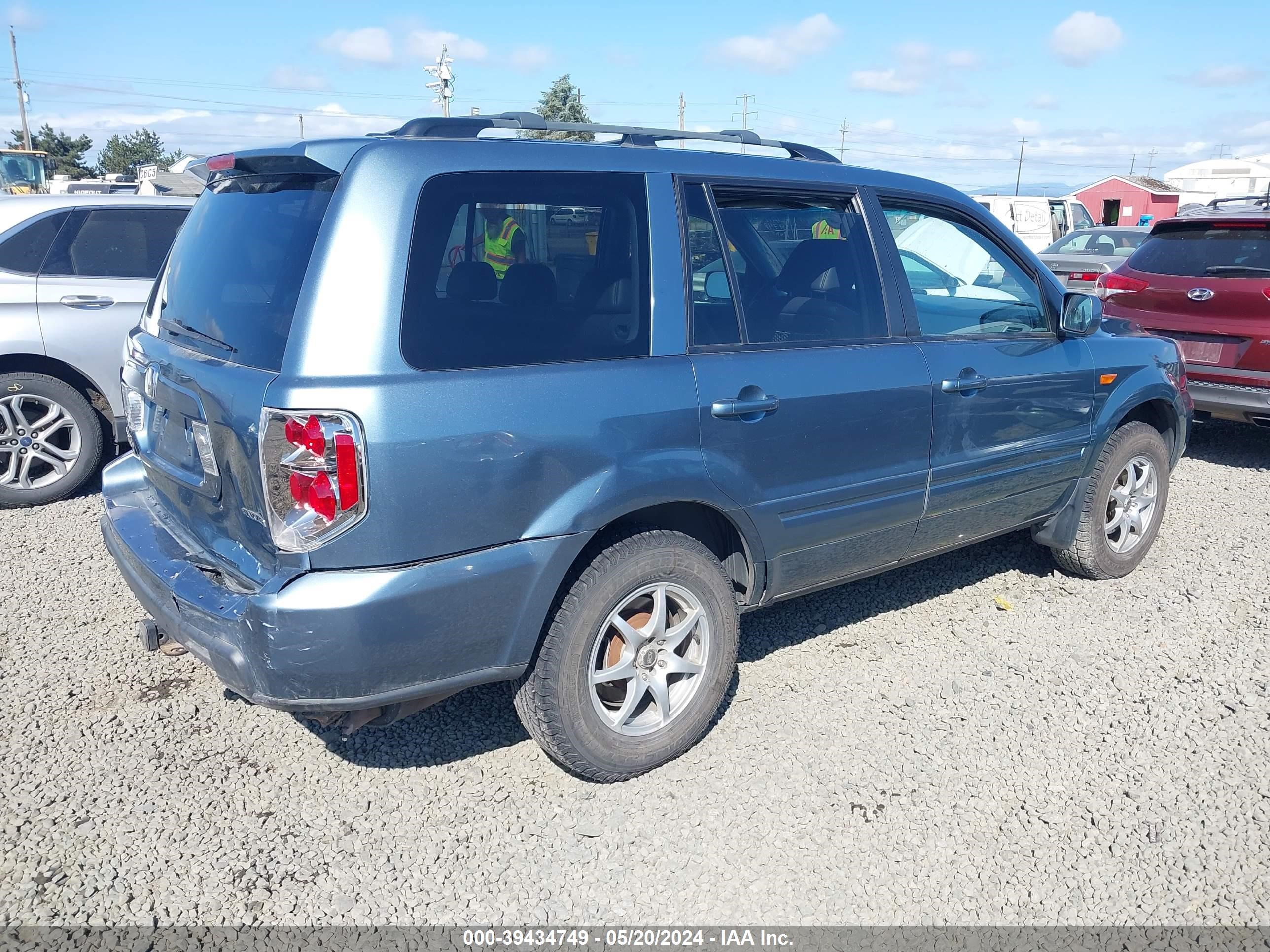 Photo 3 VIN: 2HKYF18517H516629 - HONDA PILOT 