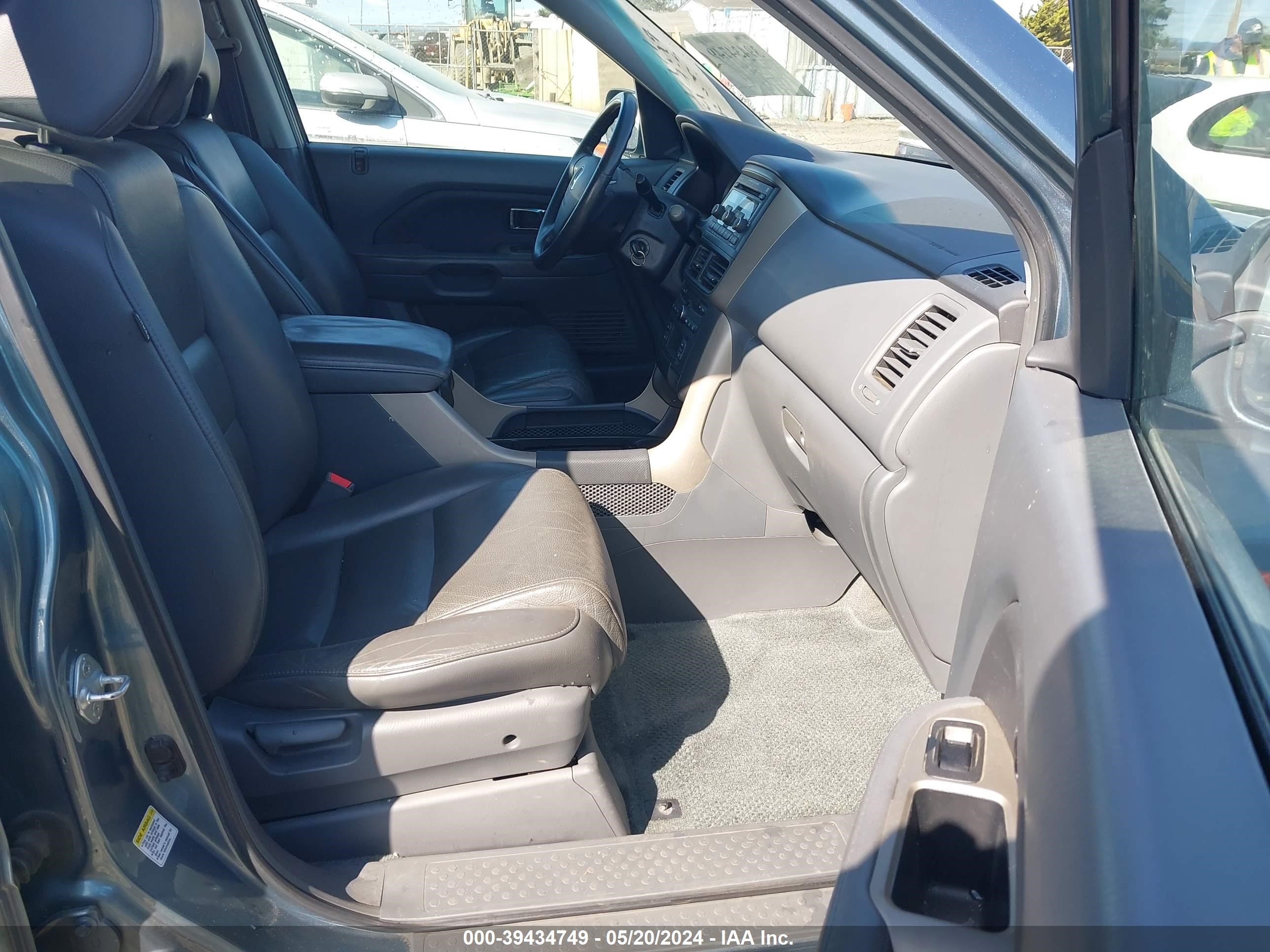 Photo 4 VIN: 2HKYF18517H516629 - HONDA PILOT 