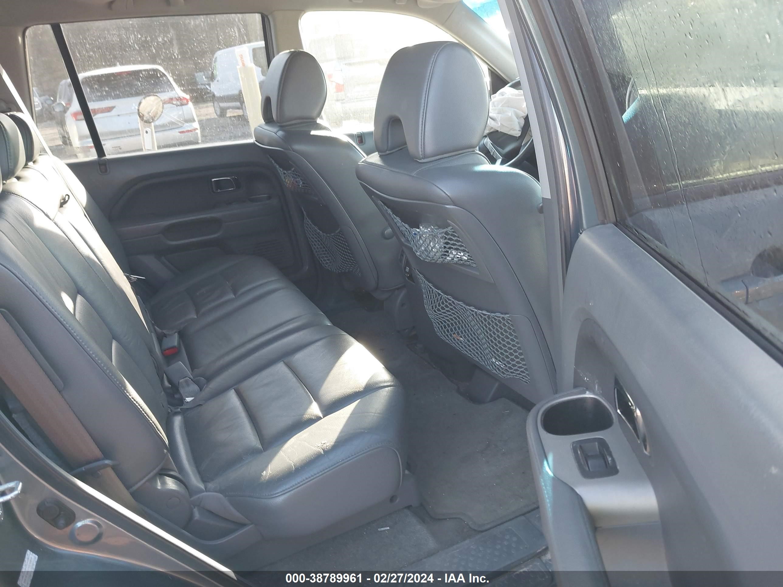 Photo 7 VIN: 2HKYF18517H538419 - HONDA PILOT 