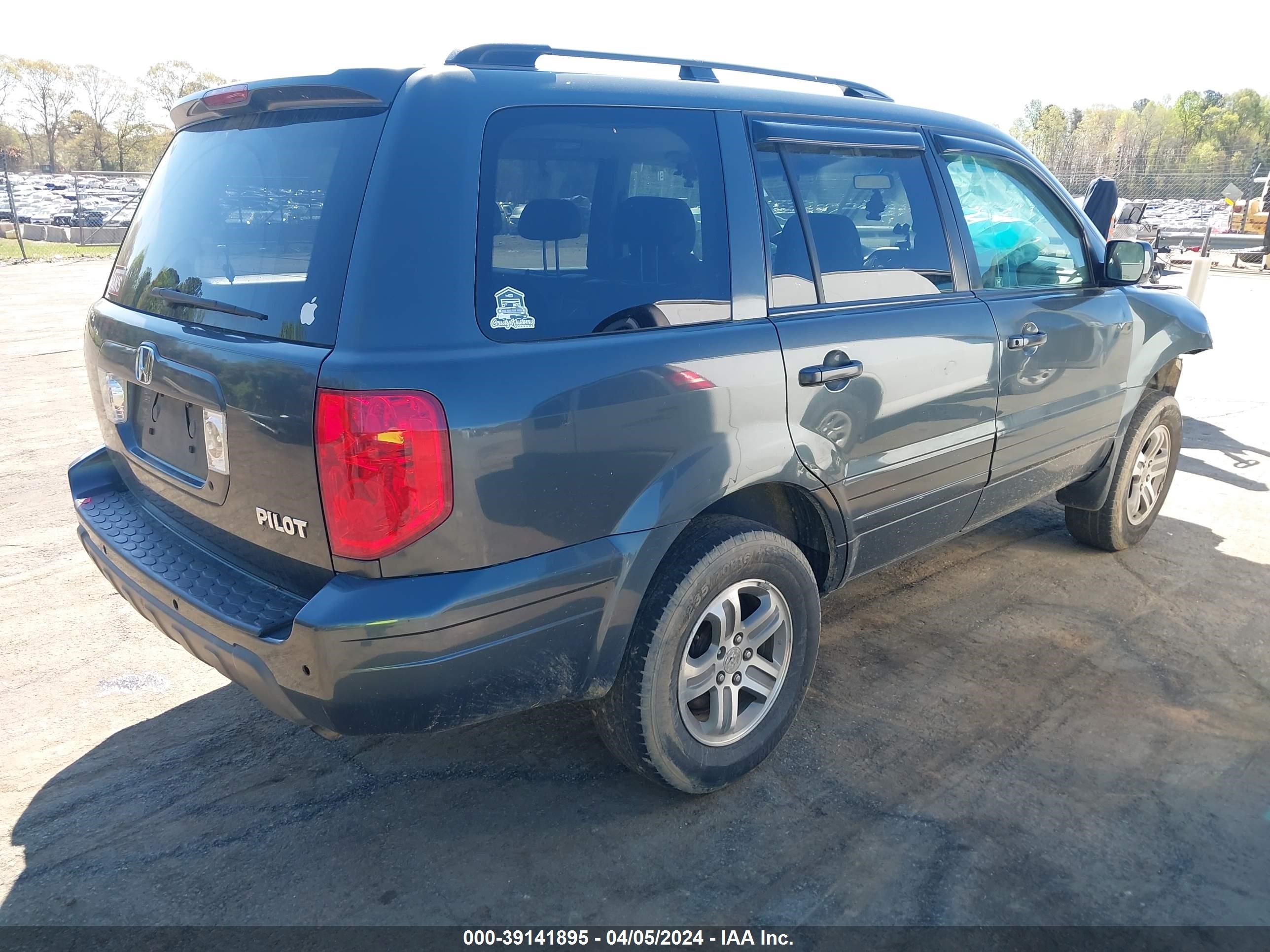 Photo 3 VIN: 2HKYF18523H558706 - HONDA PILOT 