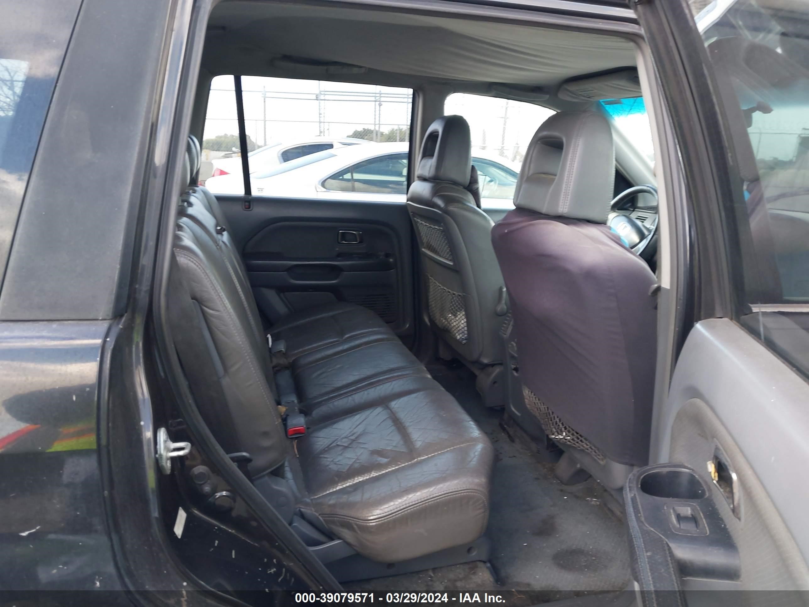 Photo 7 VIN: 2HKYF18523H616300 - HONDA PILOT 