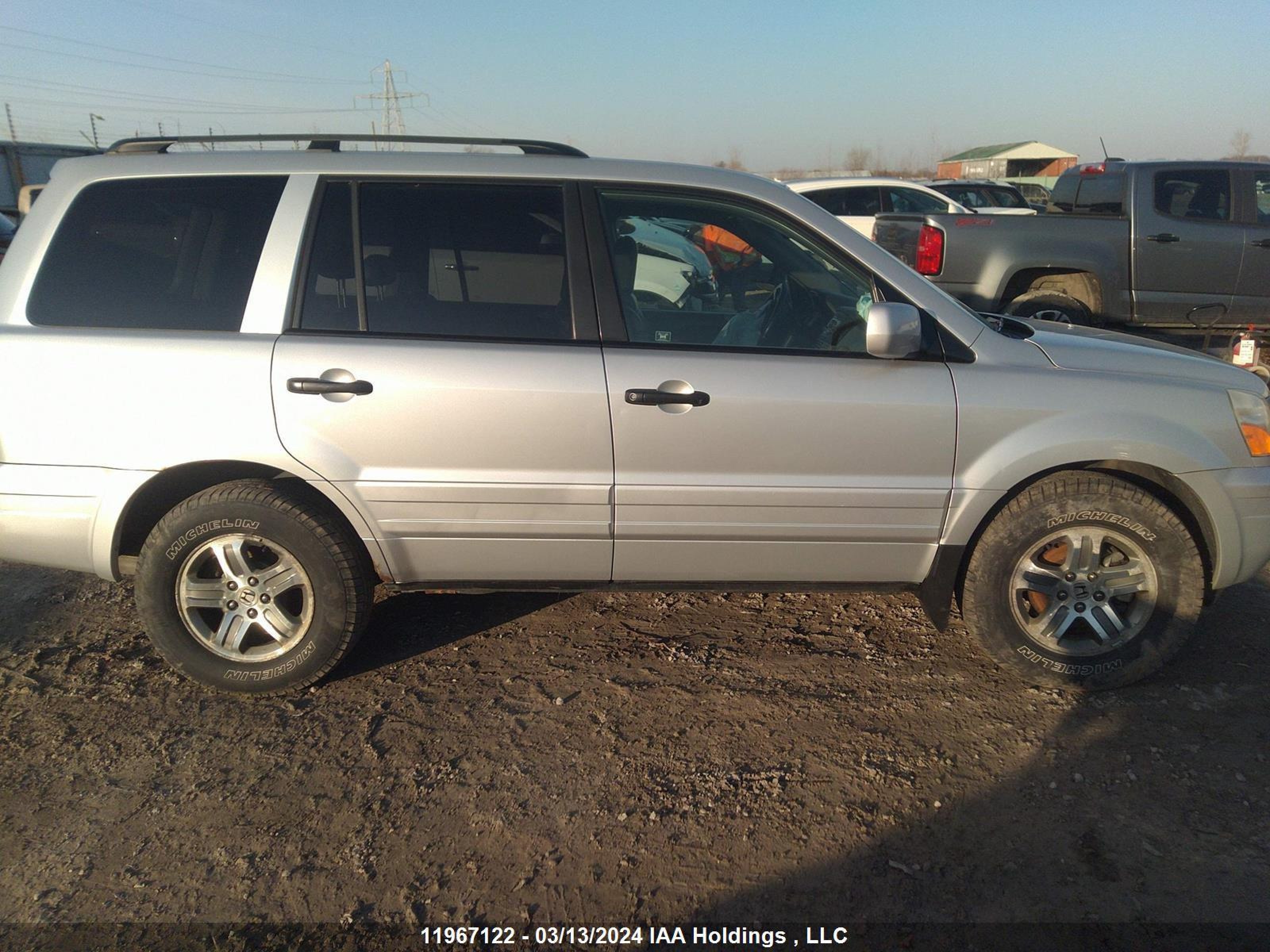 Photo 12 VIN: 2HKYF18524H583395 - HONDA PILOT 