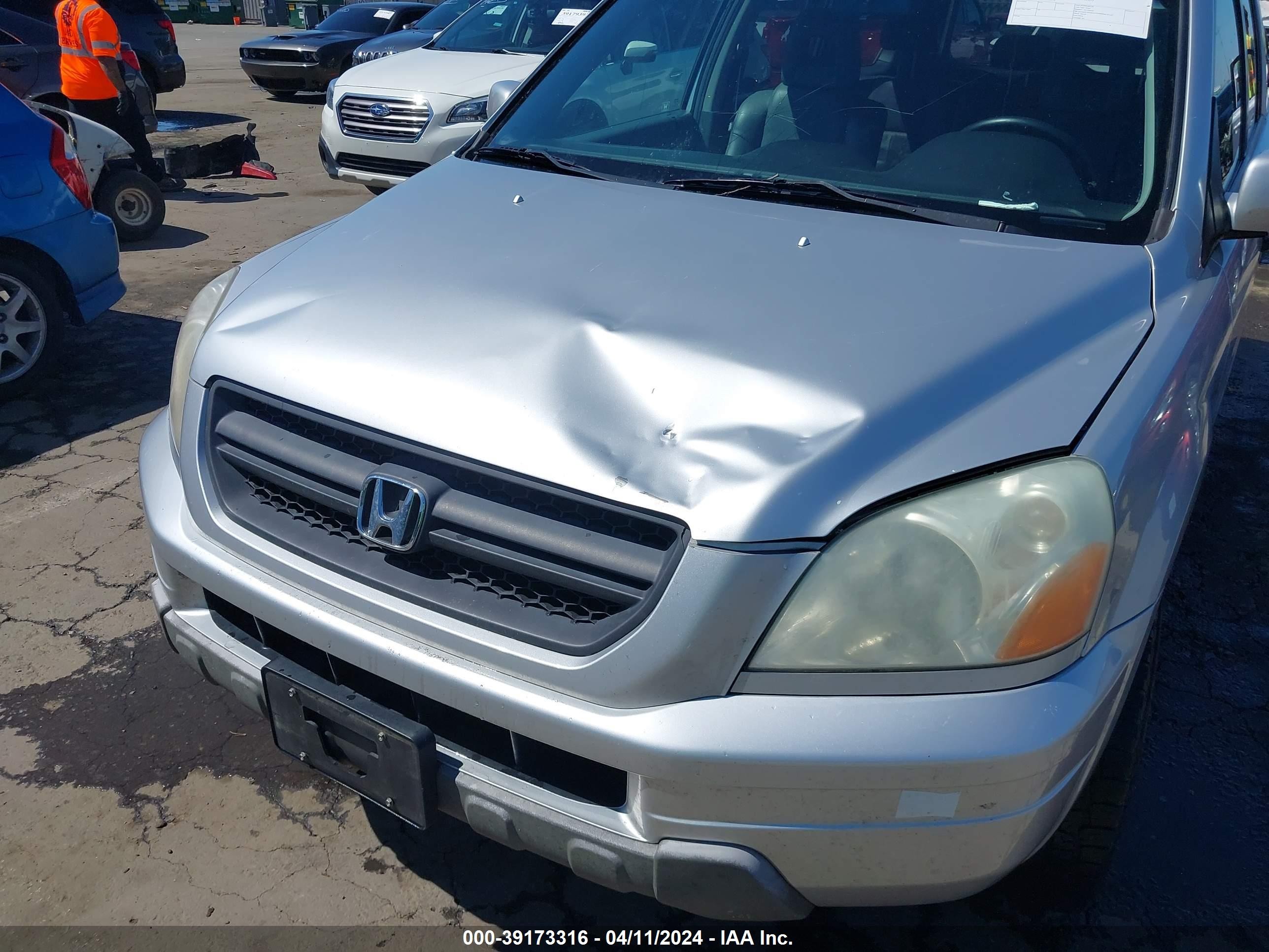 Photo 5 VIN: 2HKYF18525H505474 - HONDA PILOT 