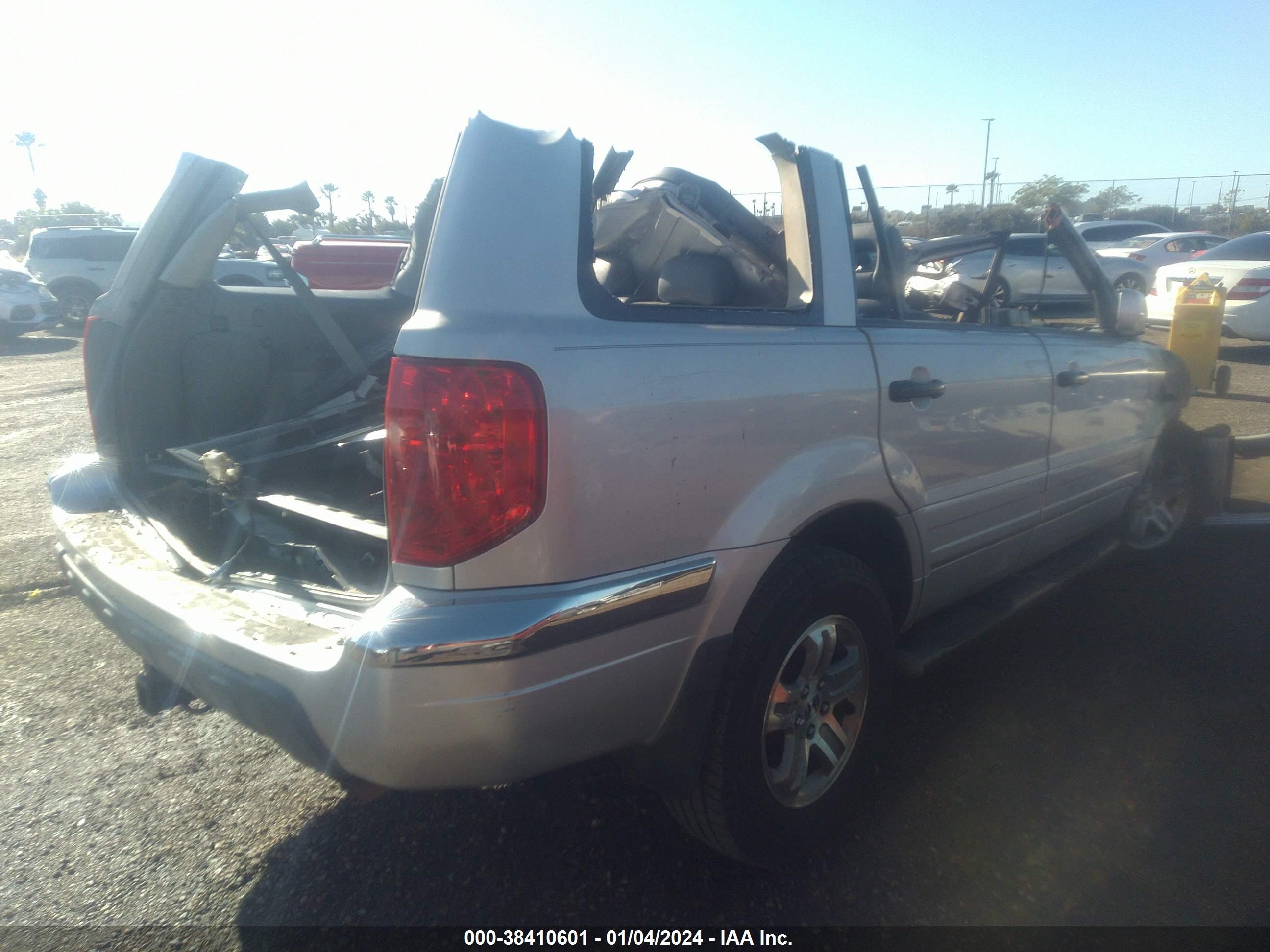 Photo 3 VIN: 2HKYF18533H549450 - HONDA PILOT 