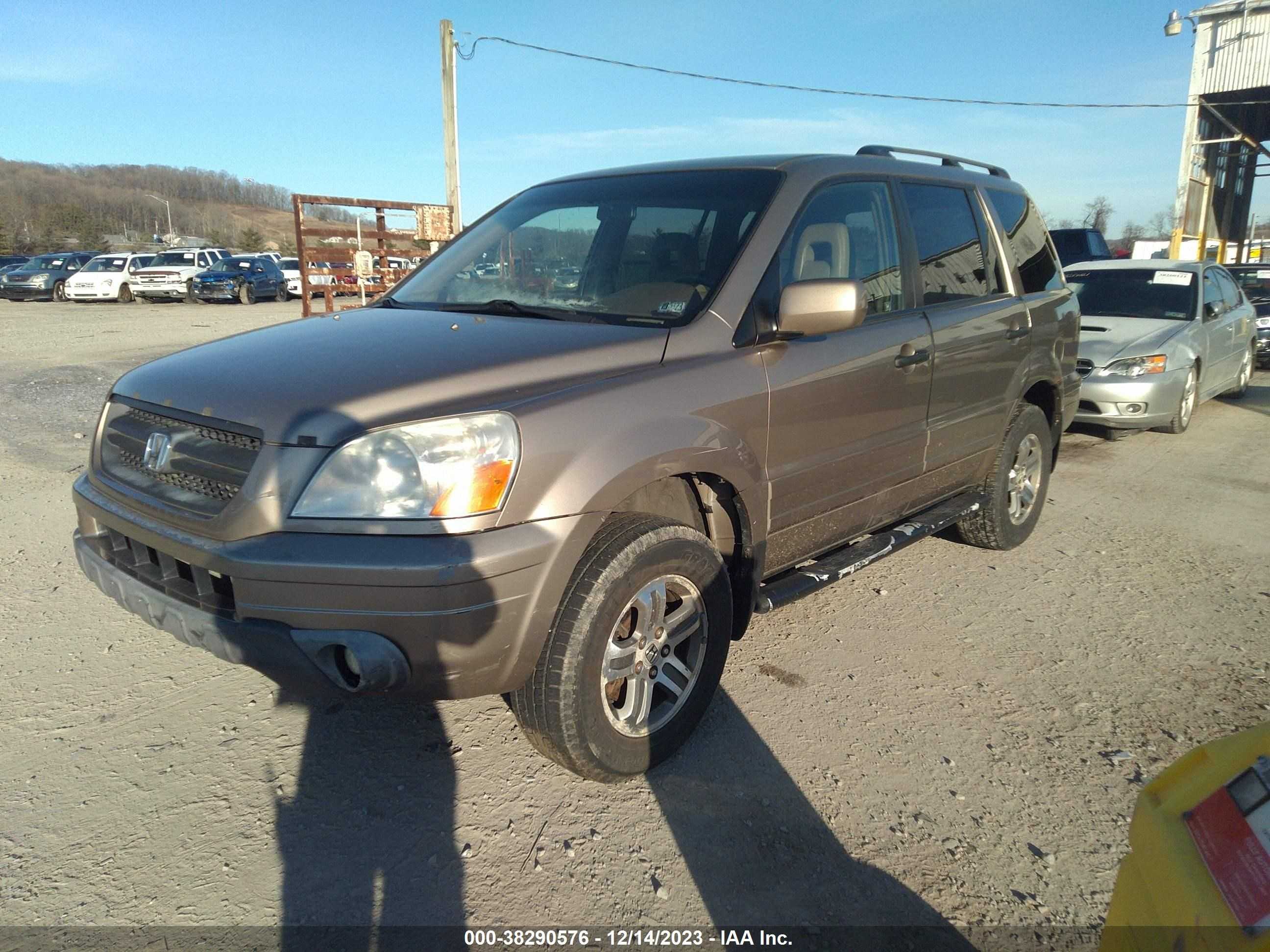 Photo 1 VIN: 2HKYF18534H573636 - HONDA PILOT 