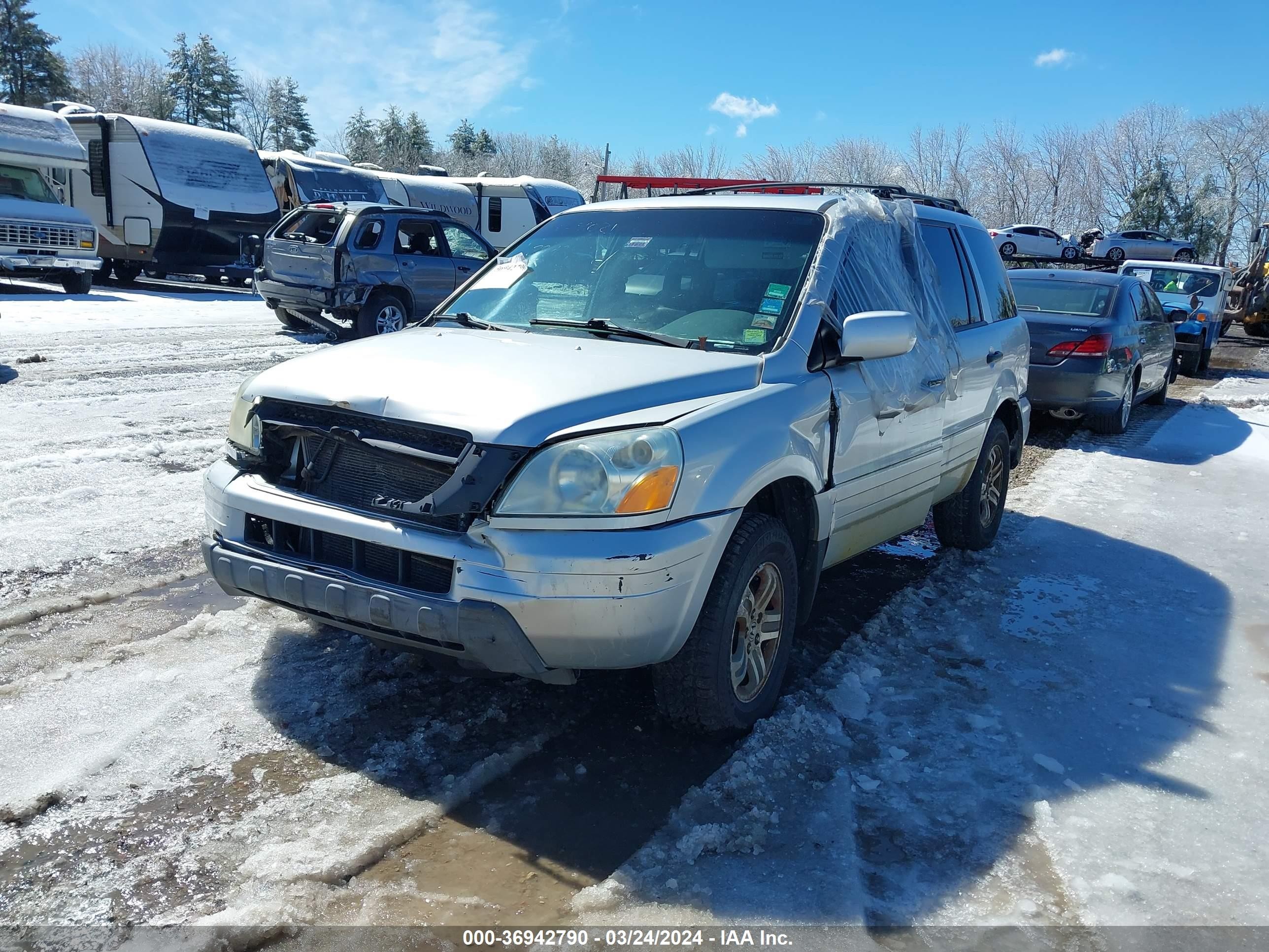 Photo 1 VIN: 2HKYF18535H516208 - HONDA PILOT 